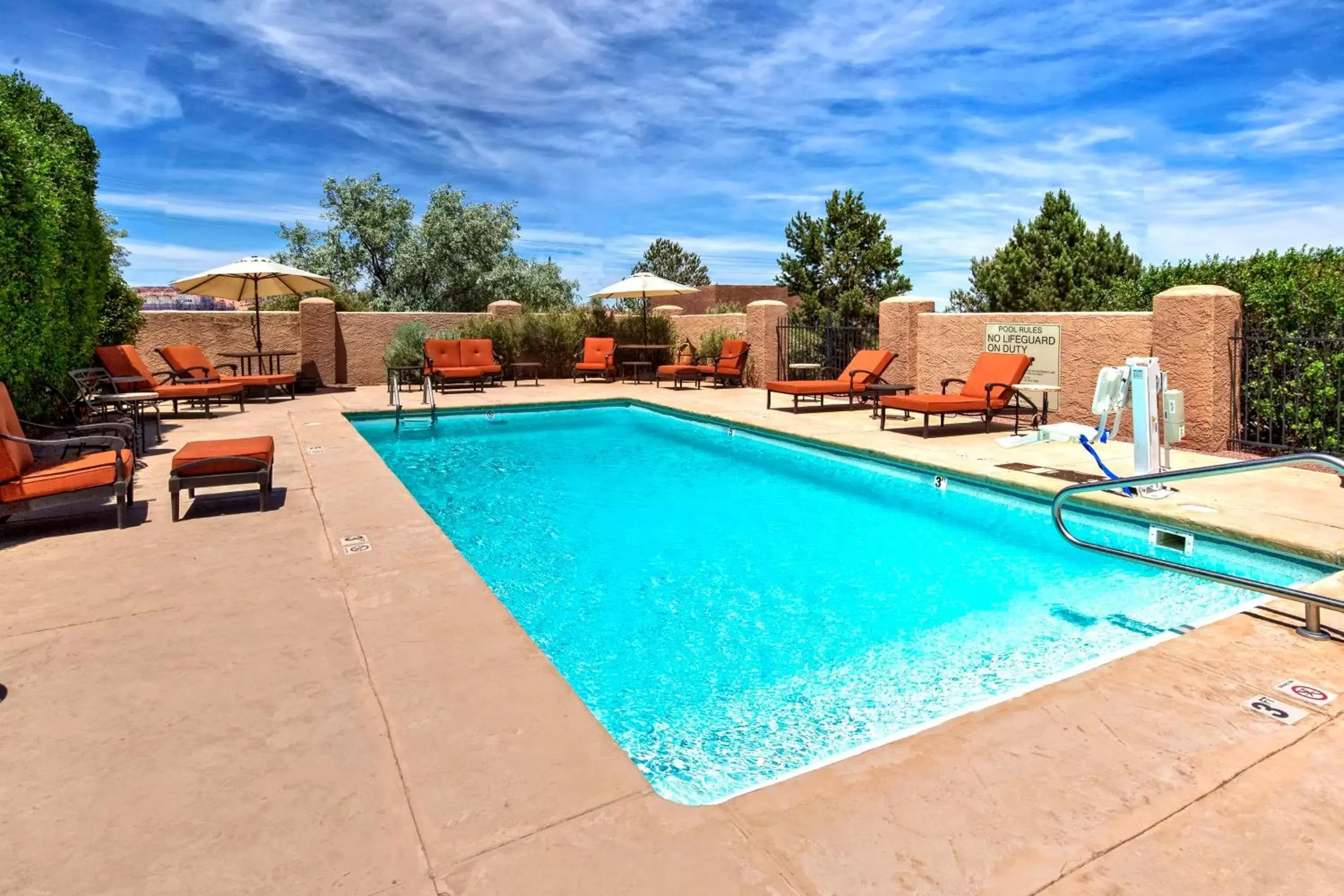 Pool view, Swimming Pool in Hampton Inn Kayenta Monument Valley