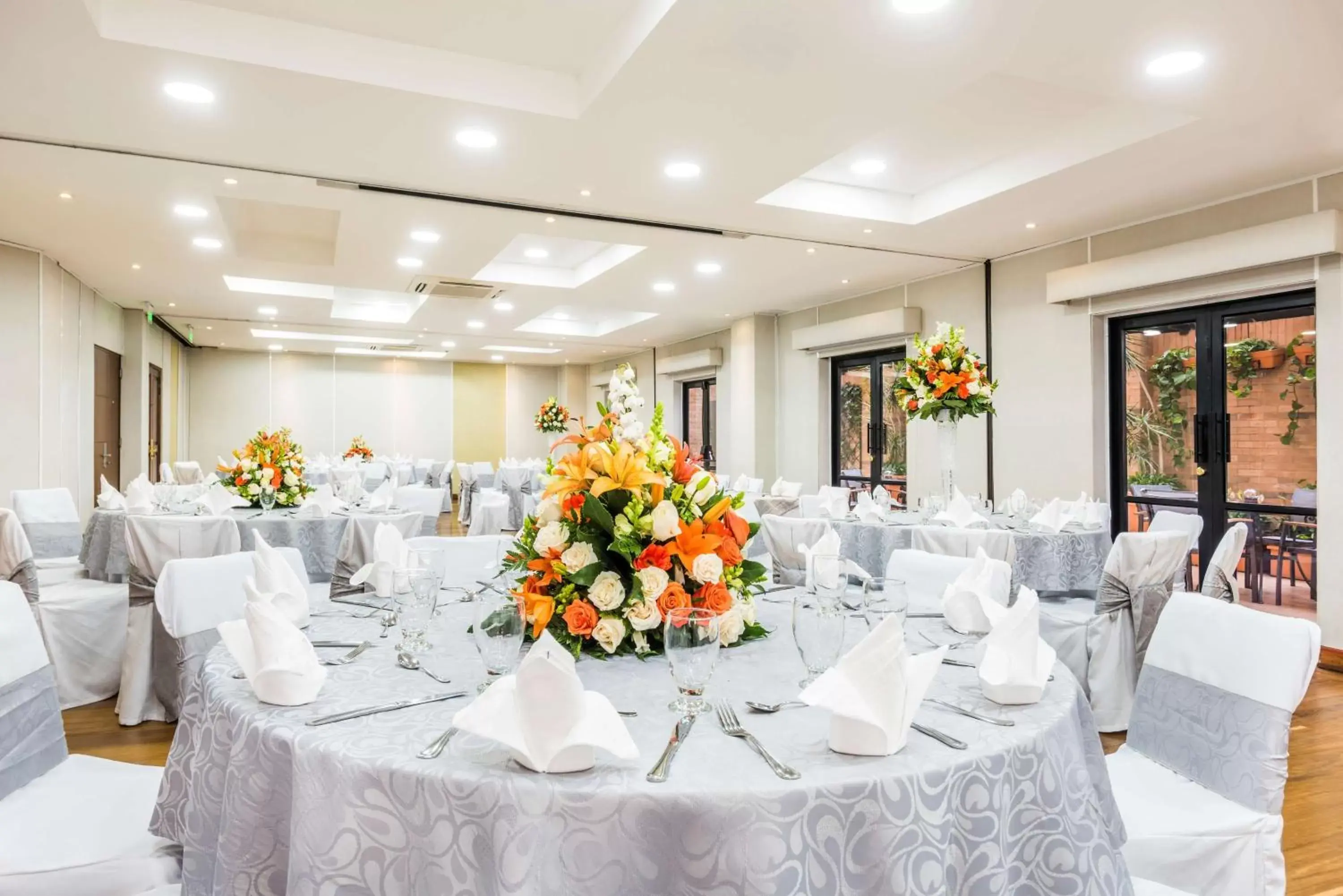 Meeting/conference room, Banquet Facilities in Embassy Suites by Hilton Bogotá - Rosales