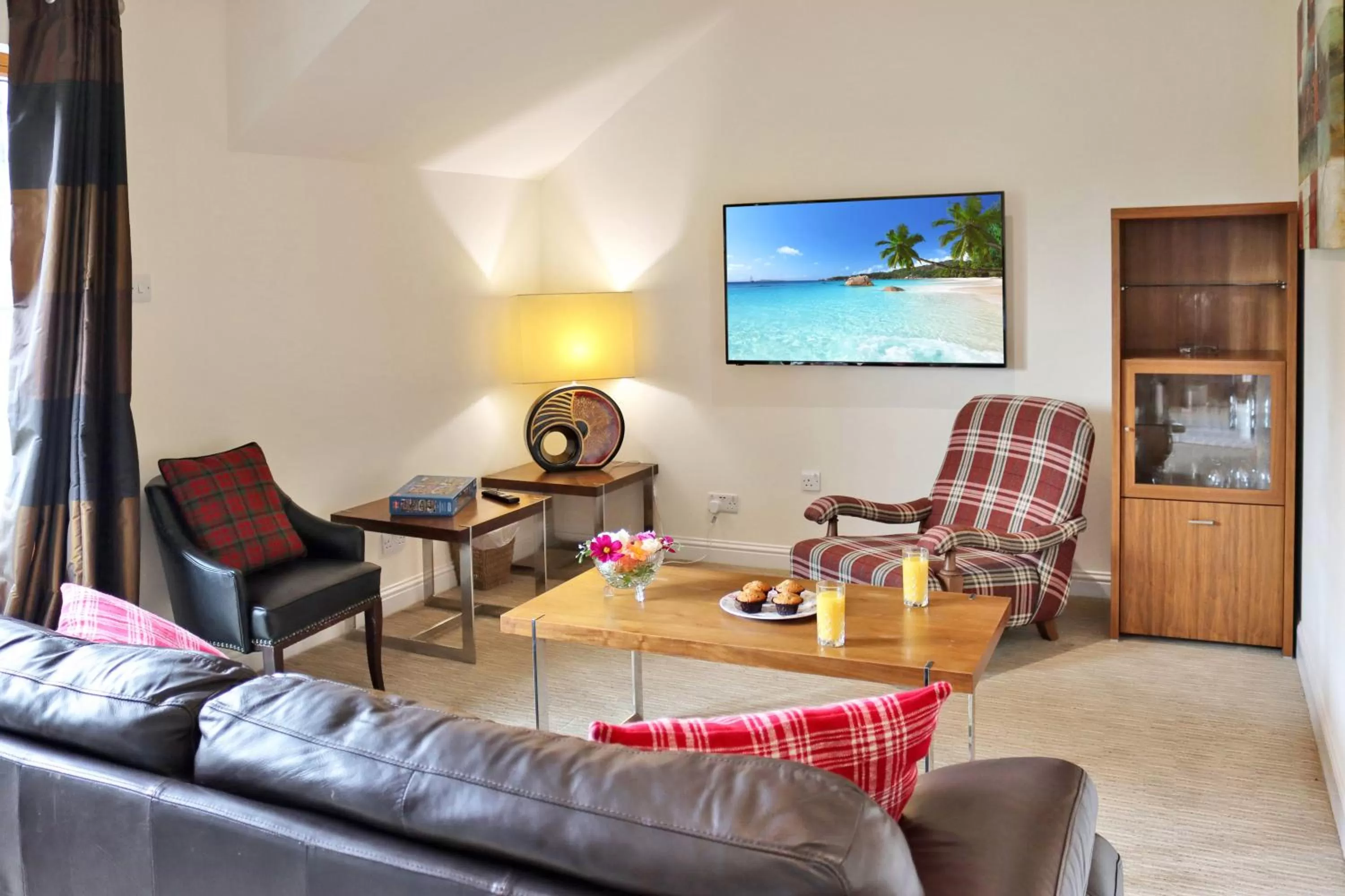 Communal lounge/ TV room in The Atholl Palace