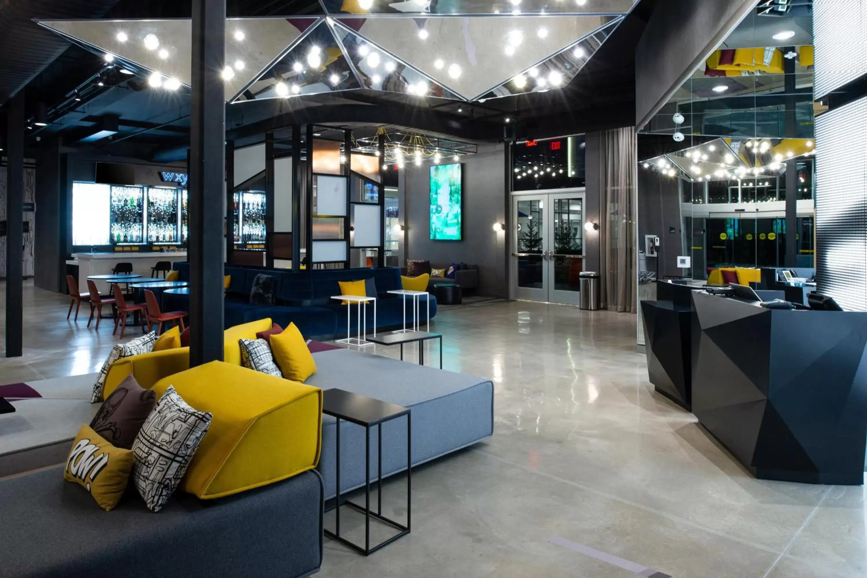 Lobby or reception, Lounge/Bar in Aloft North Kansas City