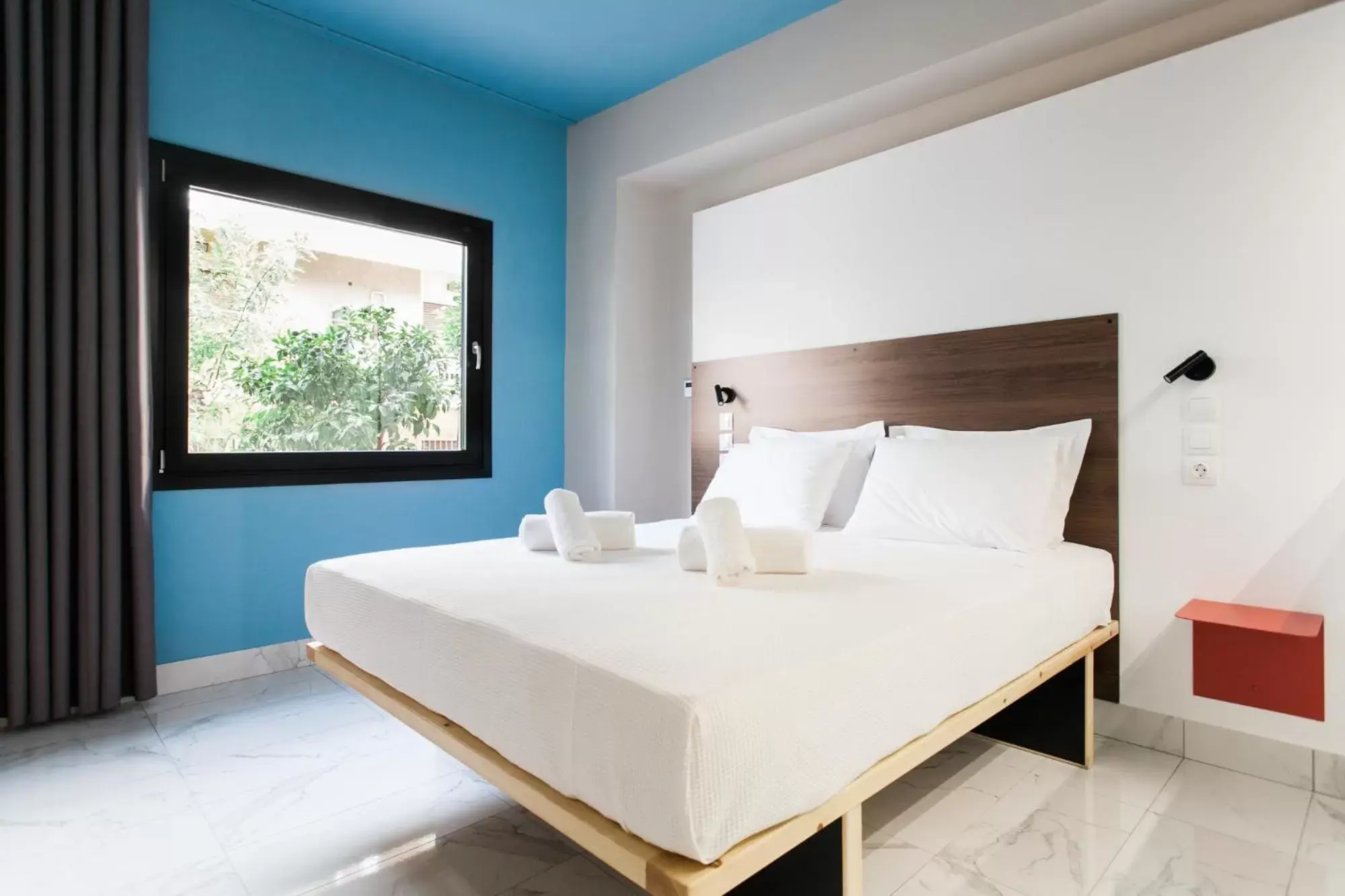 Bed in Greece U Around Athens Thissio Suites