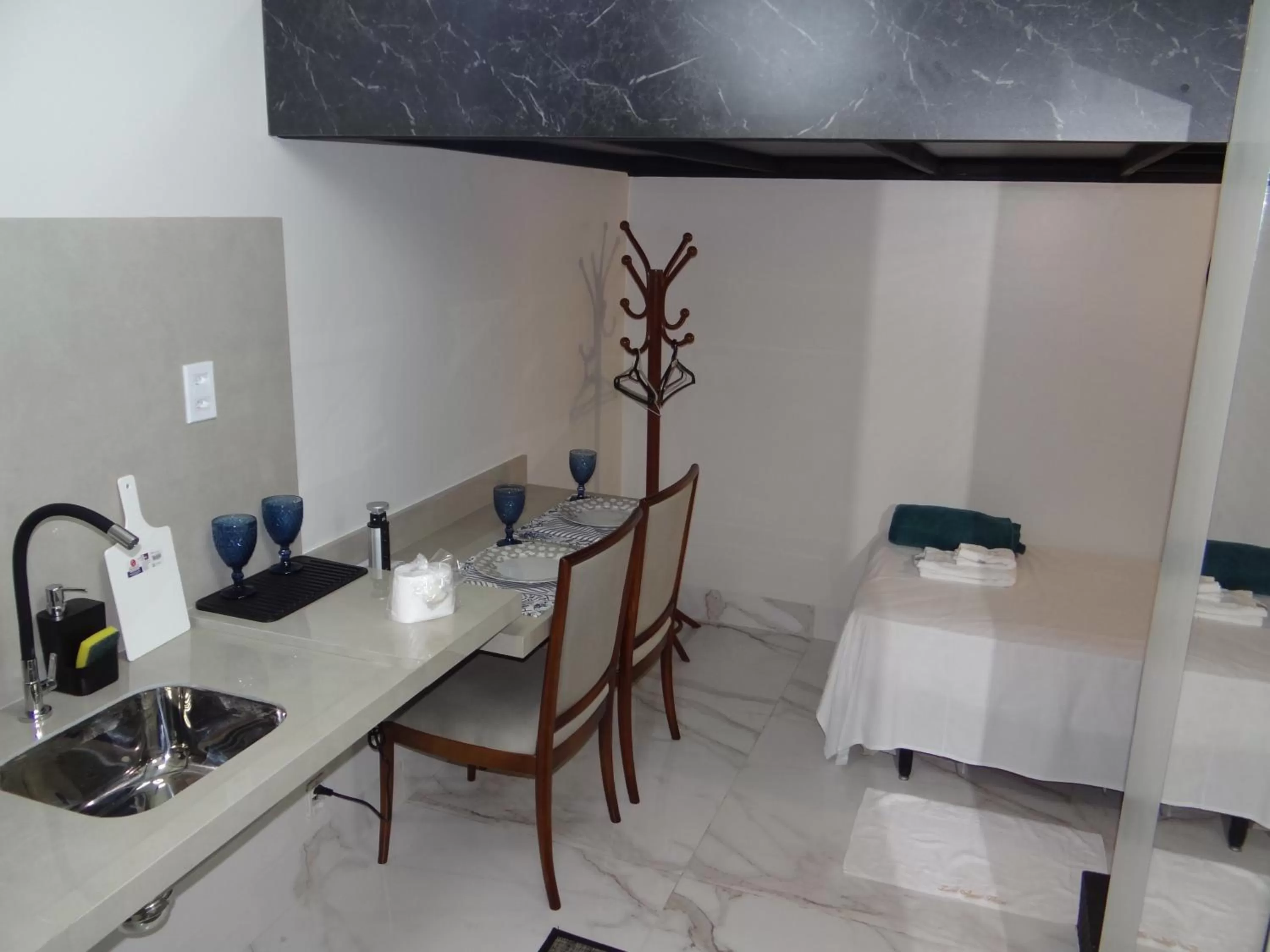 Kitchen/Kitchenette in ZANI APART HOTEL 520i