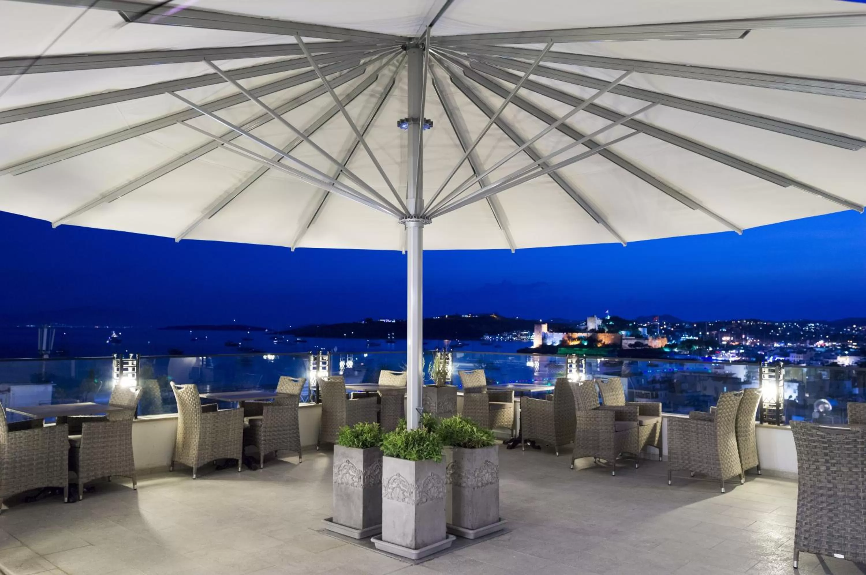 Property building in Ena Boutique Hotel & Residences