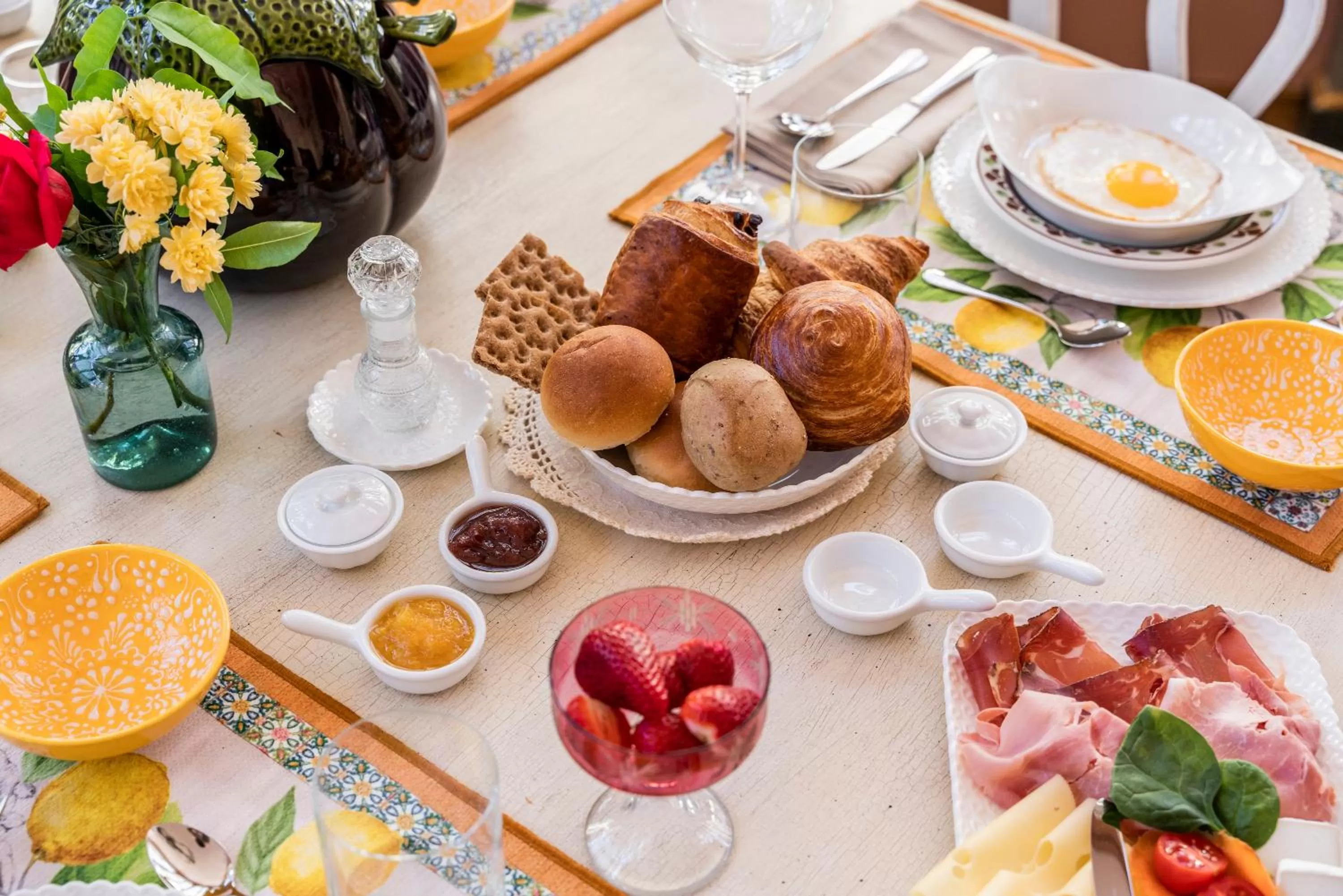 Breakfast in FORESTERIA di PALAZZO RADICI