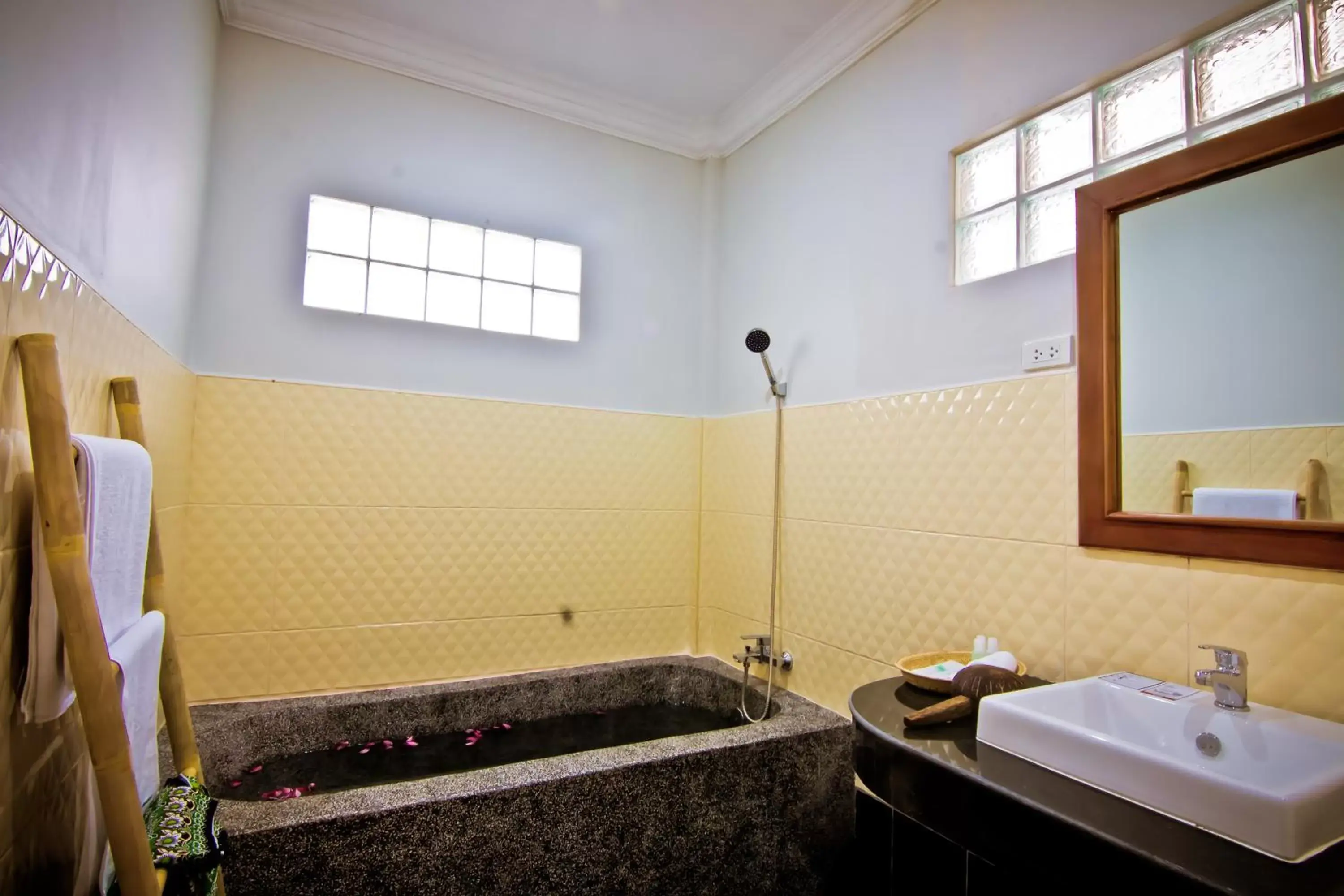 Shower, Bathroom in RaVorn Villa Boutique