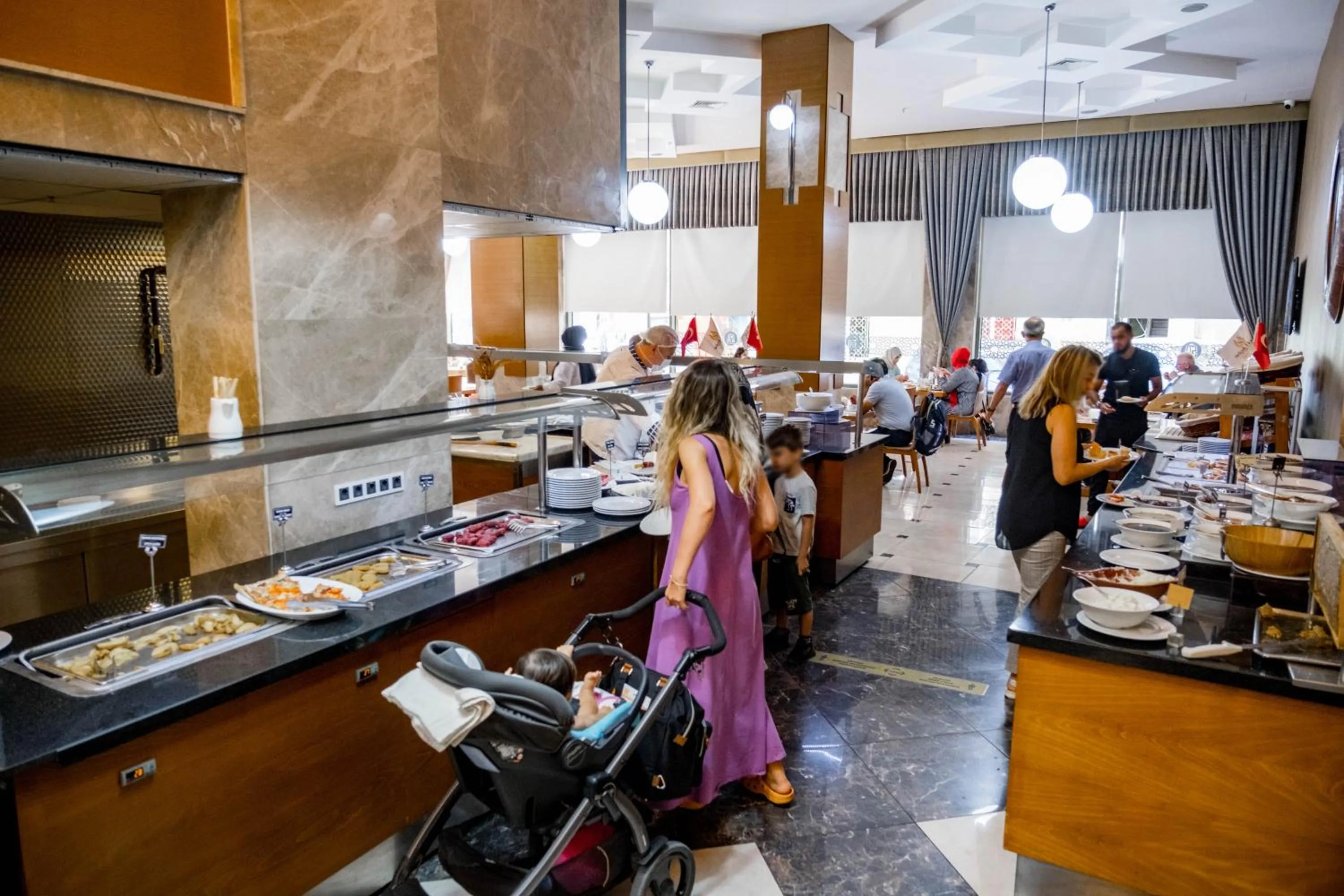 Buffet breakfast in Selçuk Hotel