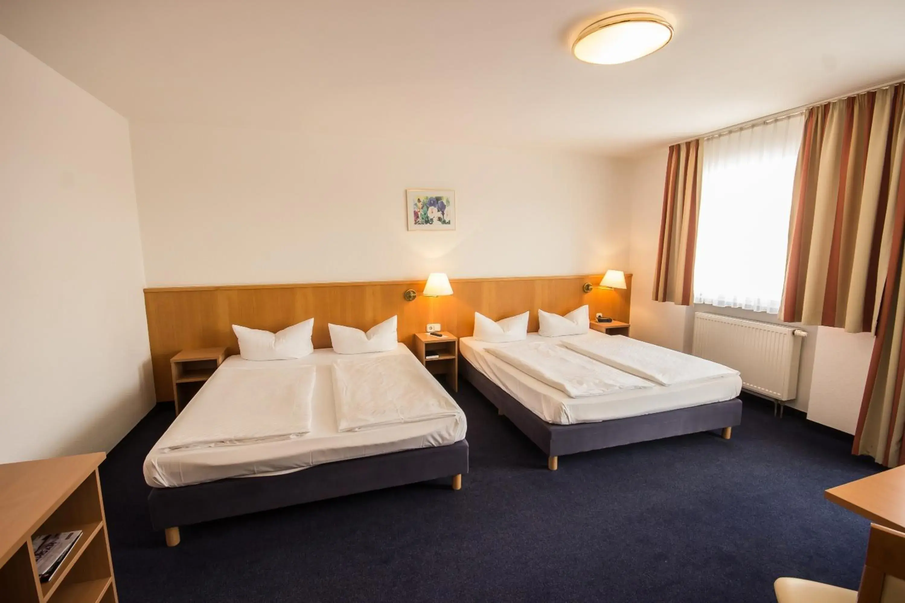 Decorative detail, Bed in IBB Hotel Passau Sued