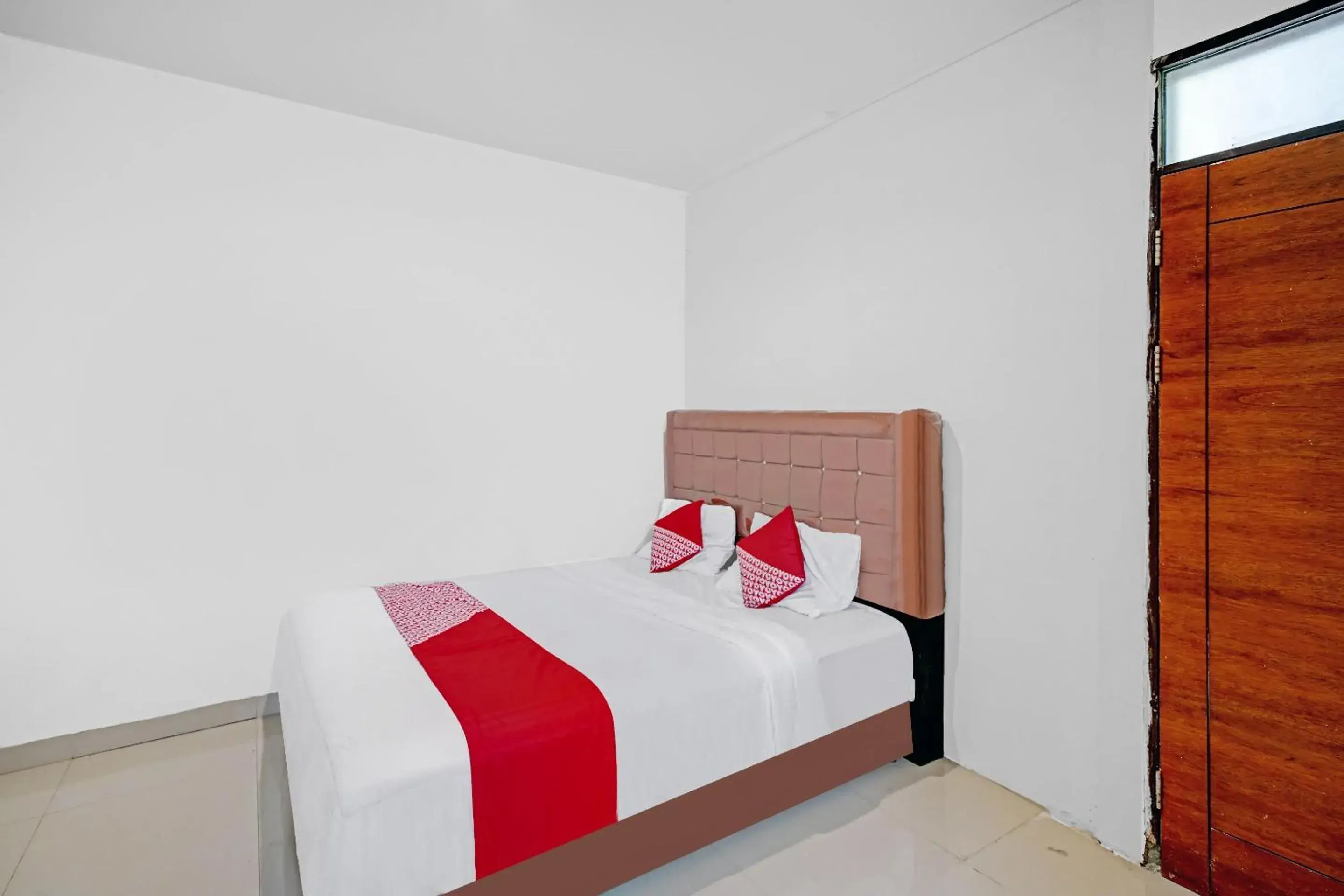 Bedroom, Bed in OYO 3051 Stm Suite
