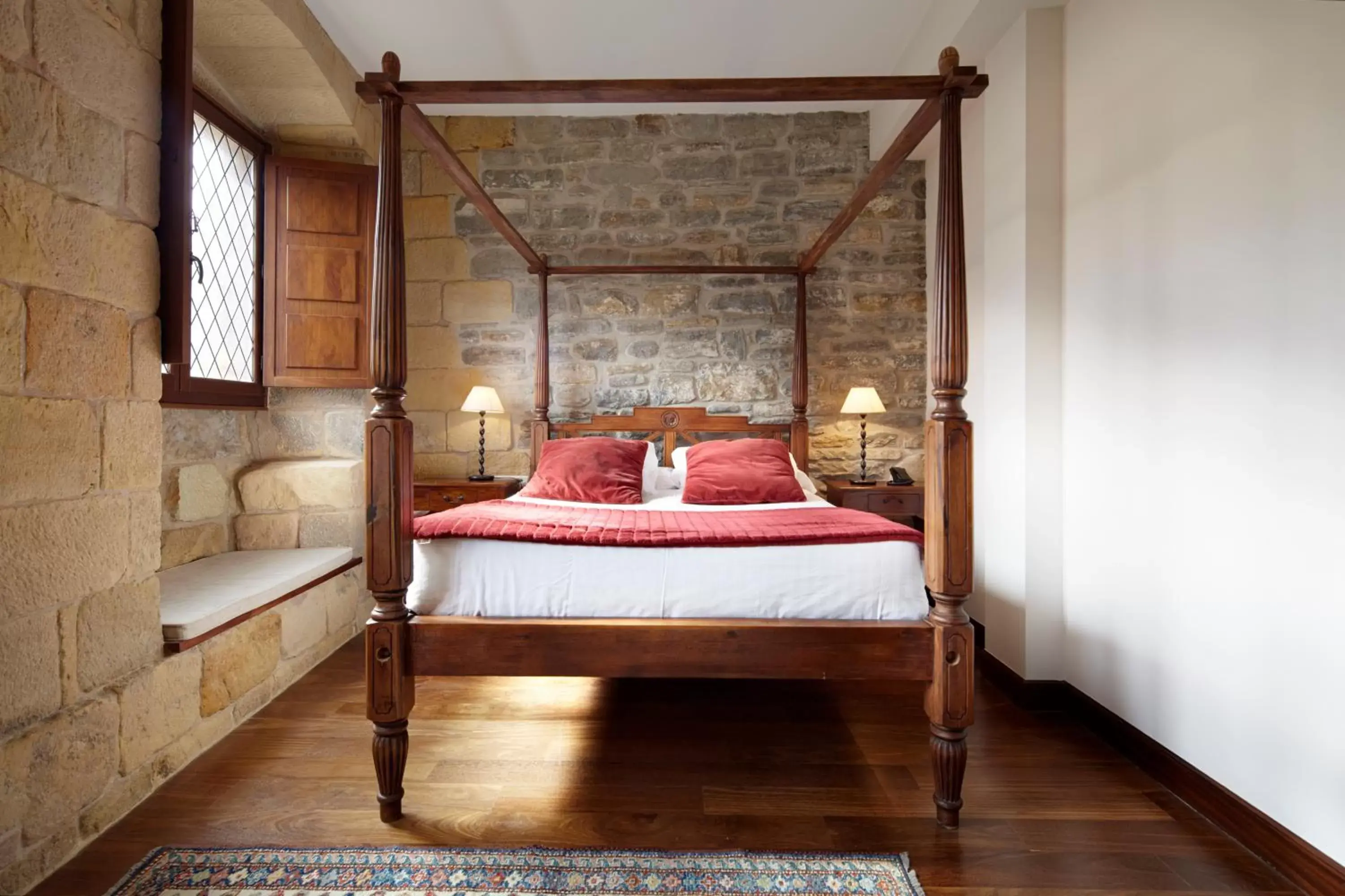 Bedroom, Bed in Saiaz Getaria Hotela