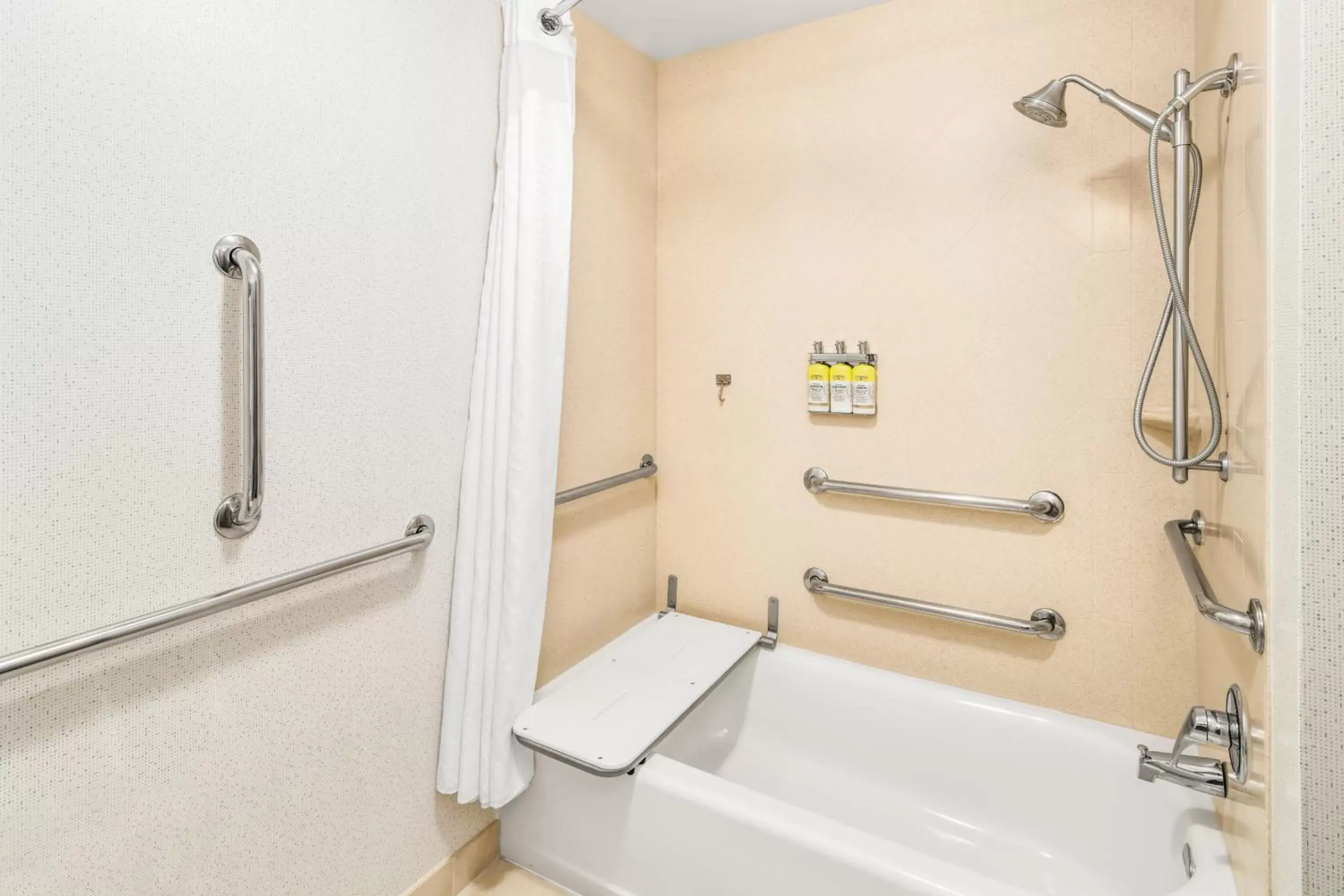 Bathroom in Holiday Inn Express & Suites Wilmington-Newark, an IHG Hotel