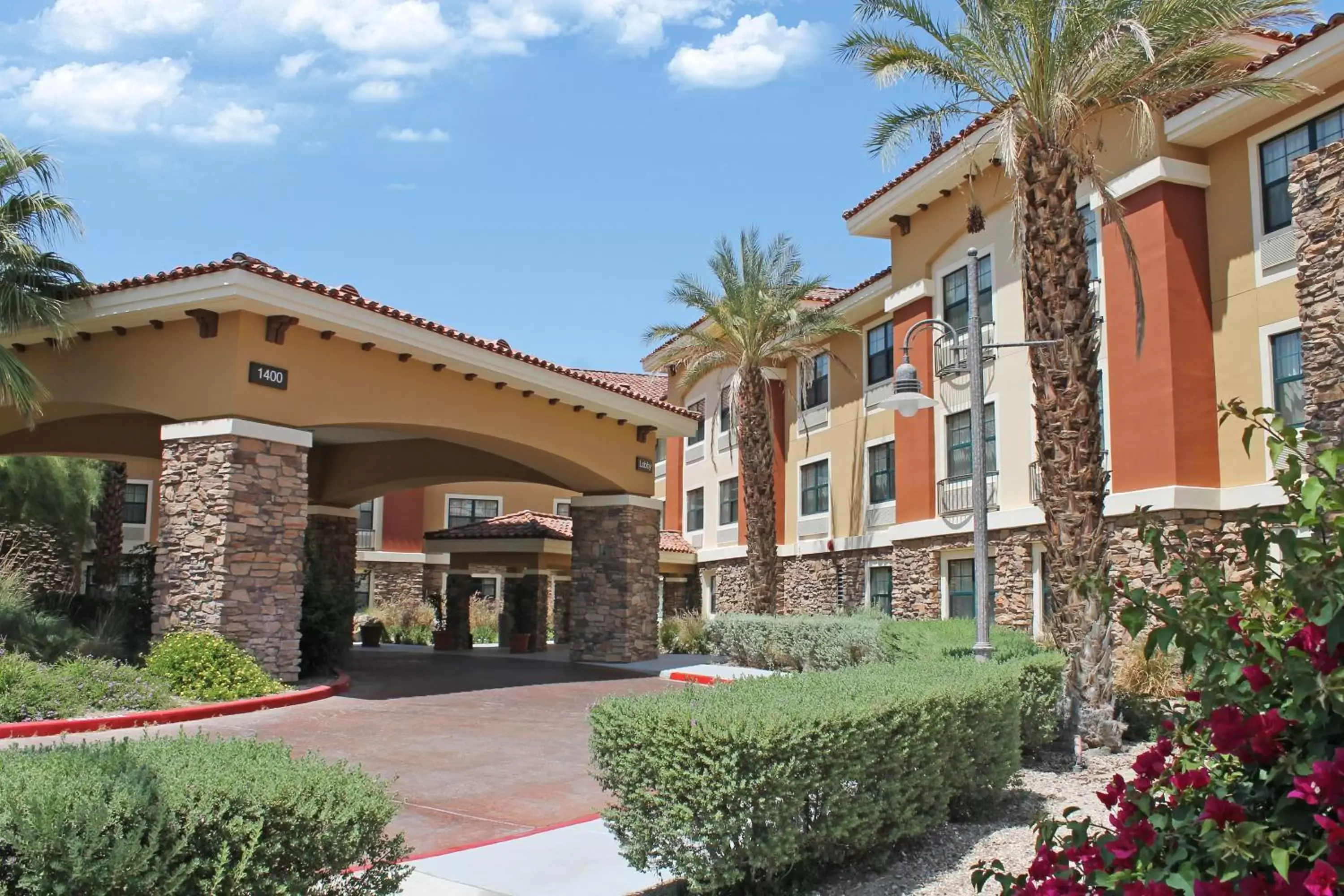 Property Building in Extended Stay America Suites - Palm Springs - Airport
