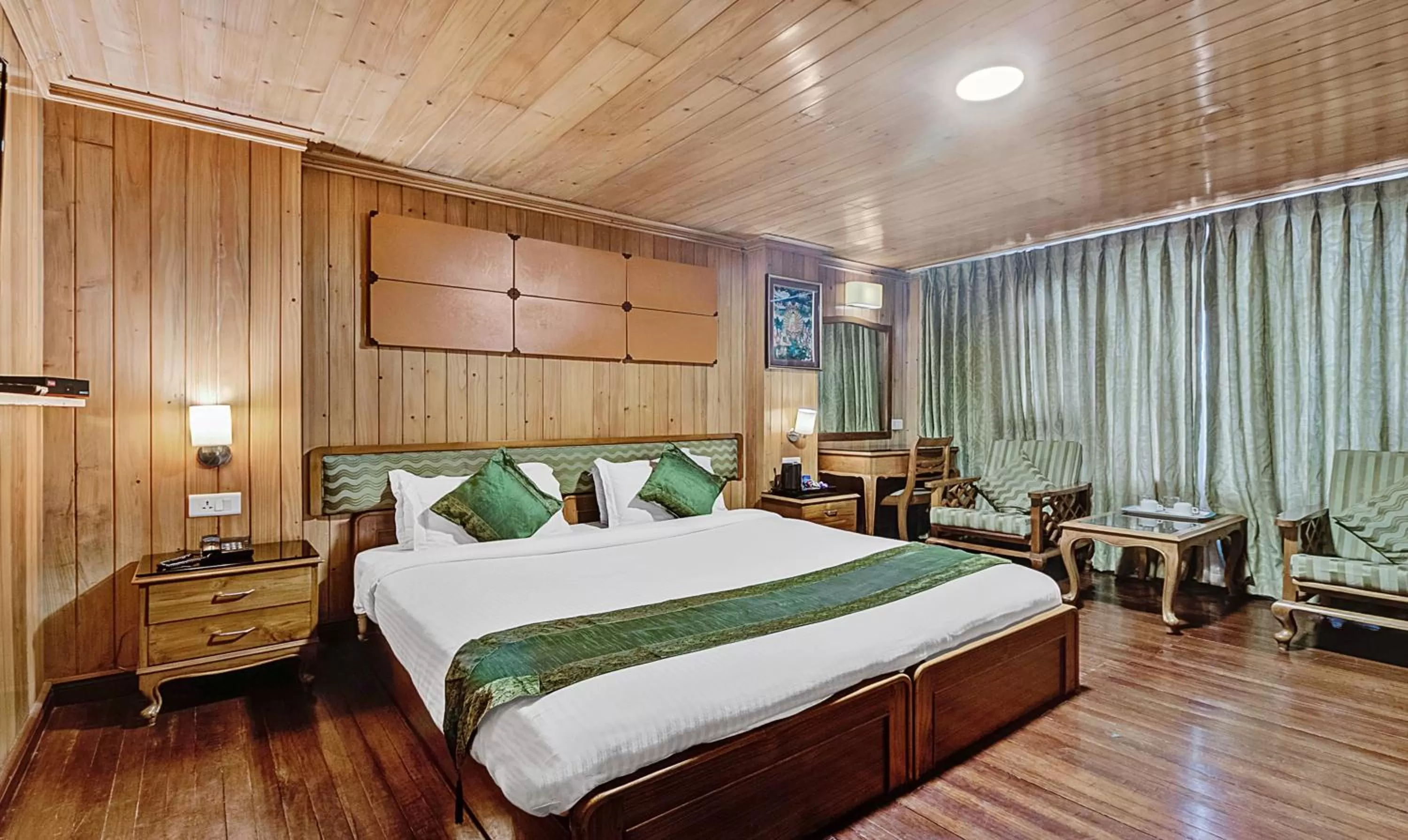 Photo of the whole room, Bed in Dekeling Hotel