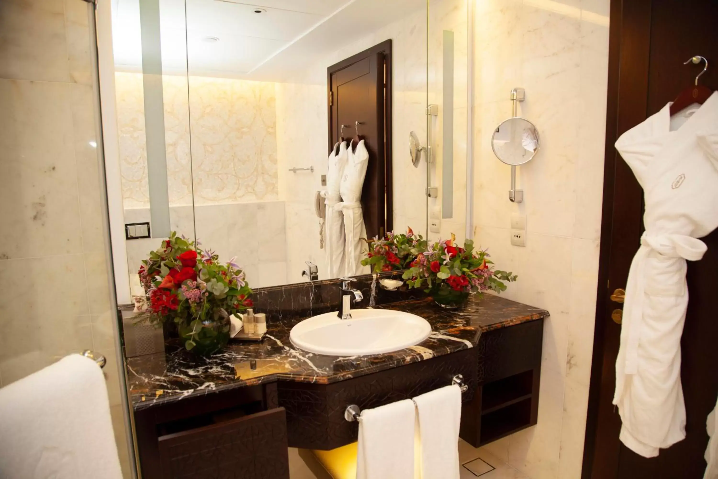 Bathroom in Bab Al Qasr Hotel