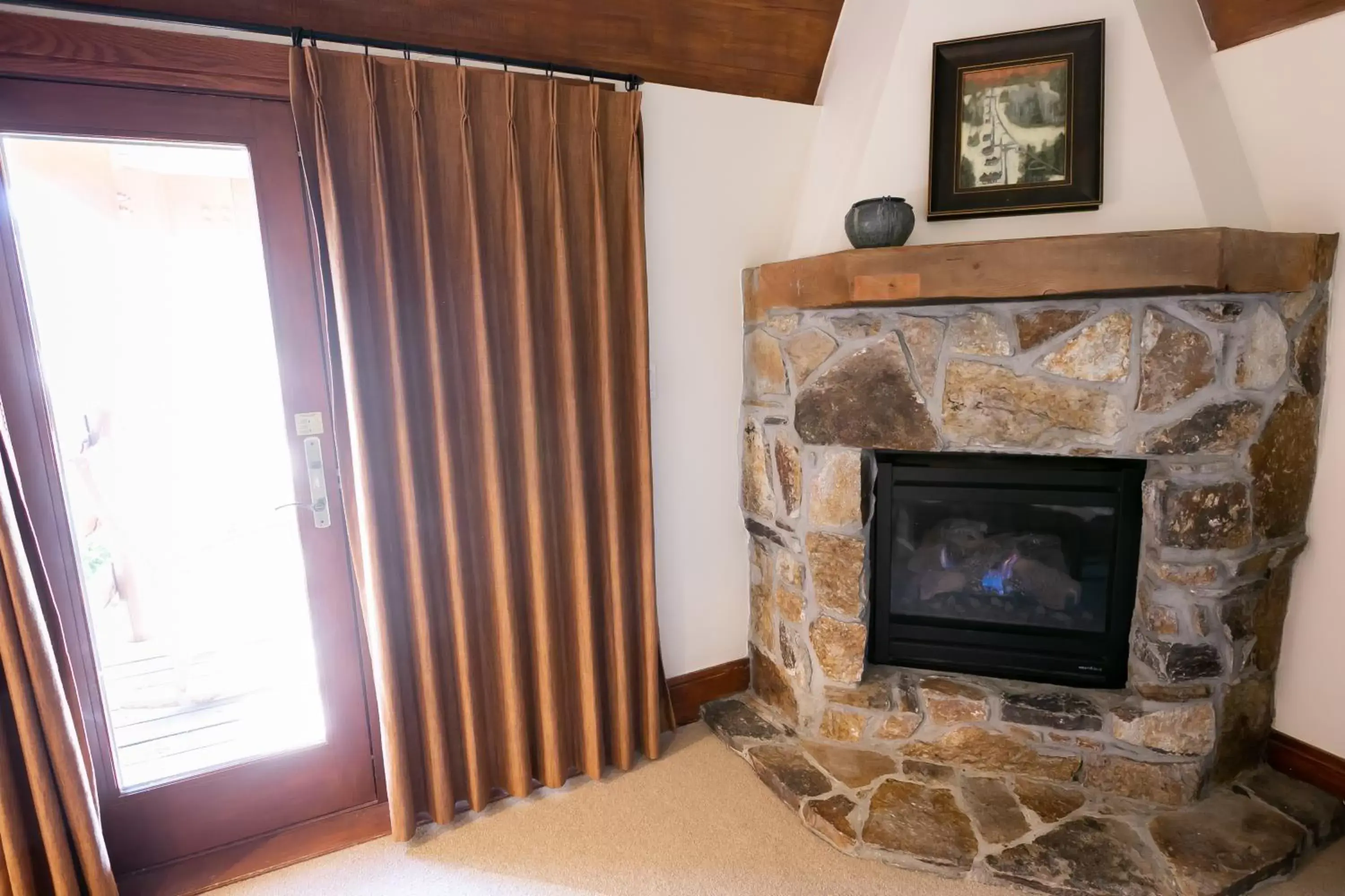 Bedroom, TV/Entertainment Center in Stein Eriksen Lodge Deer Valley