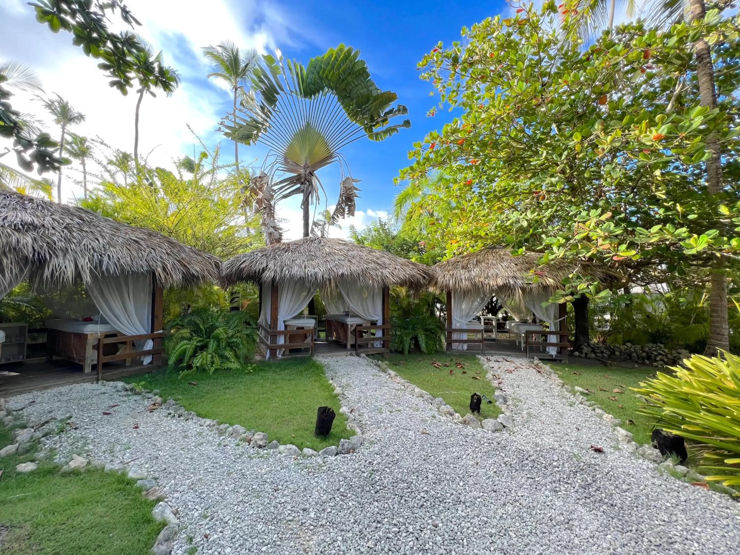 Spa and wellness centre/facilities, Property Building in Caribbean Suites with Rooftop pool