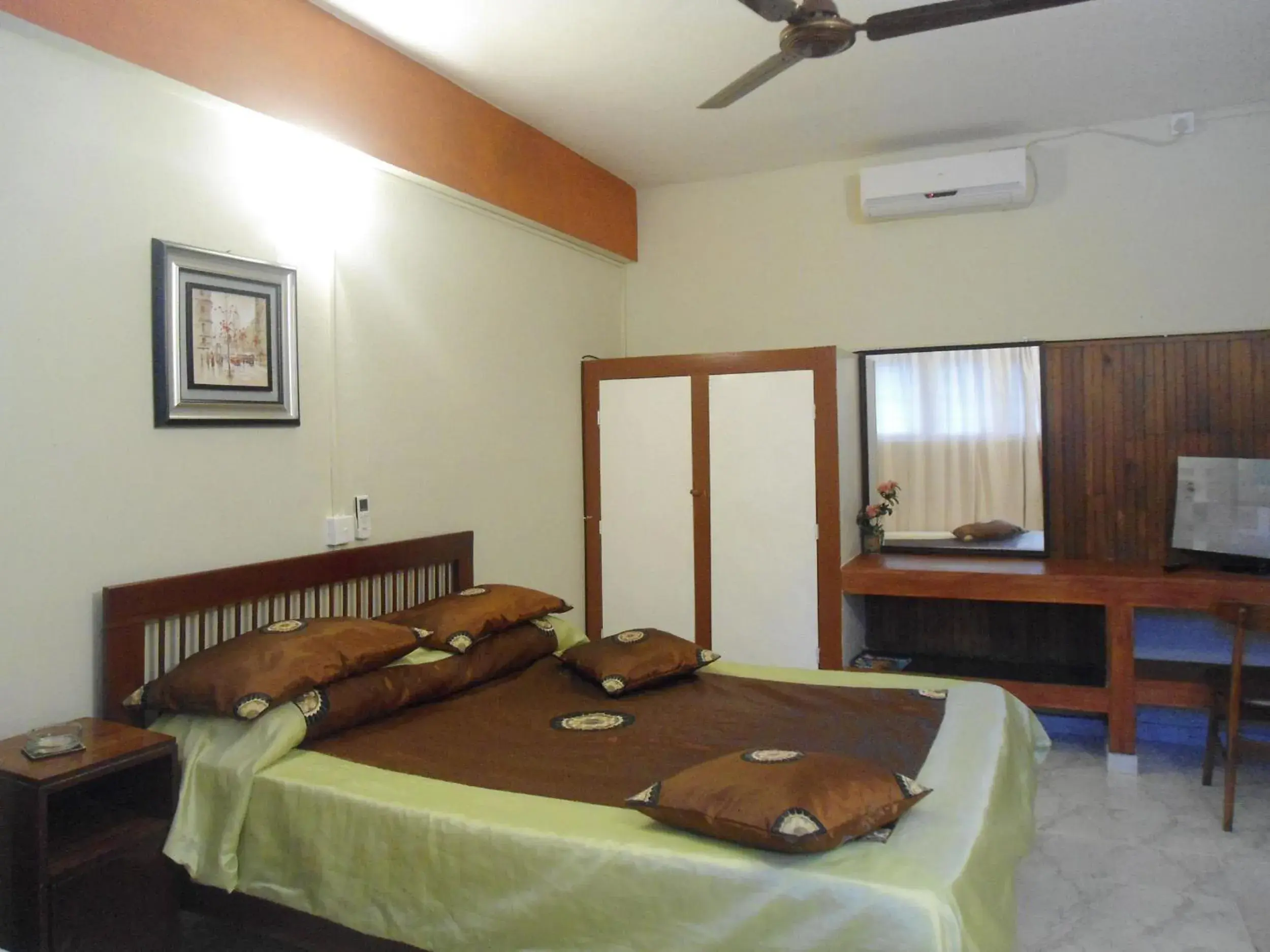 Bed in Ranveli Beach Resort