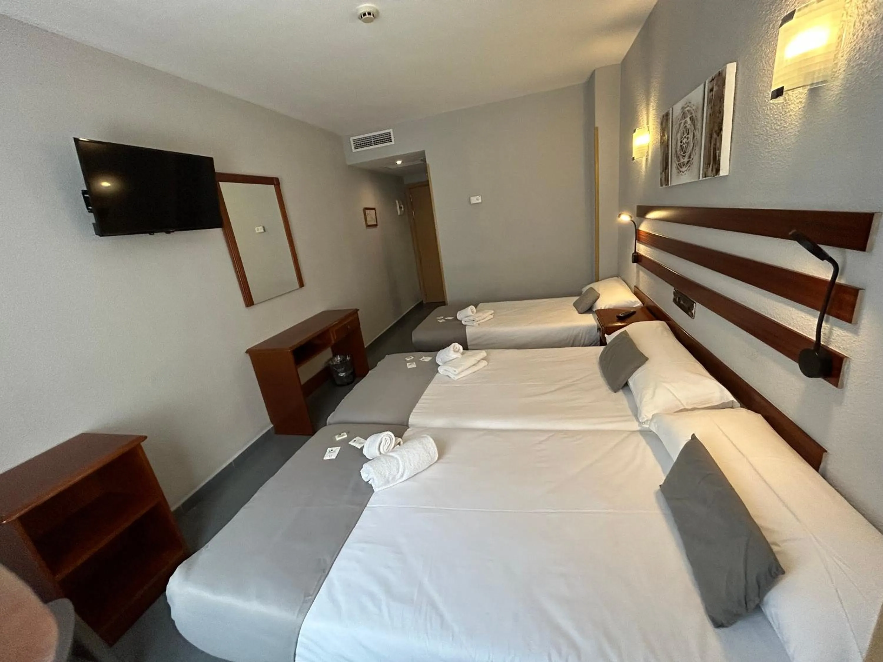 Bed in Hotel Valdemoro