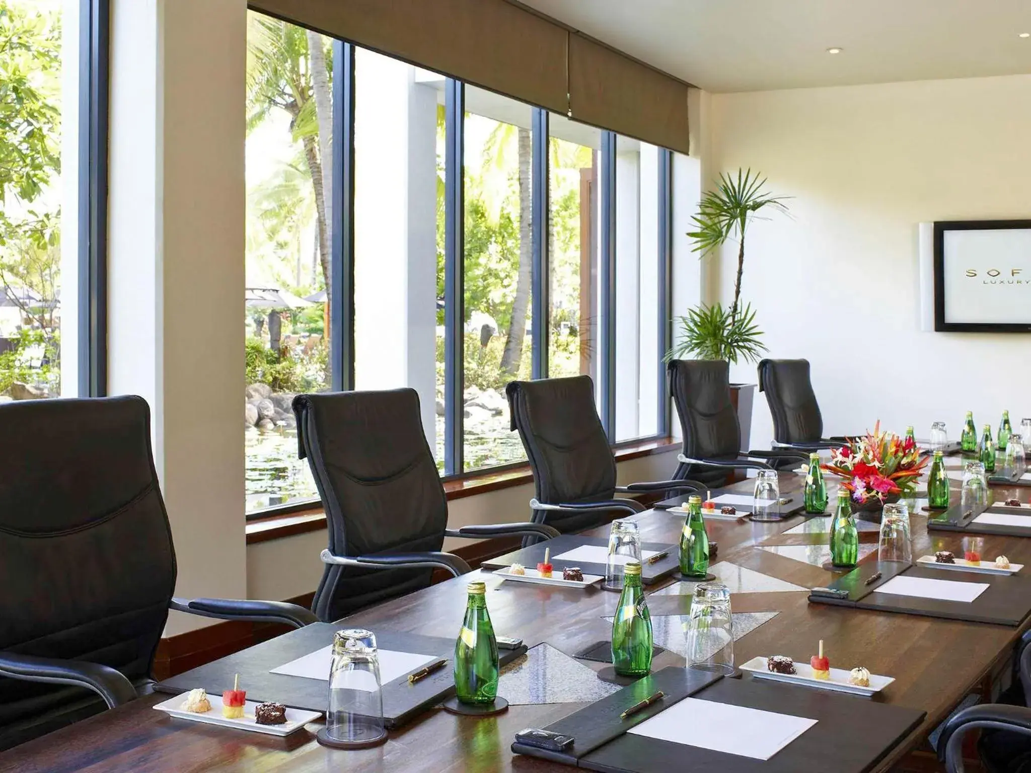 Meeting/conference room, Restaurant/Places to Eat in Sofitel Fiji Resort & Spa