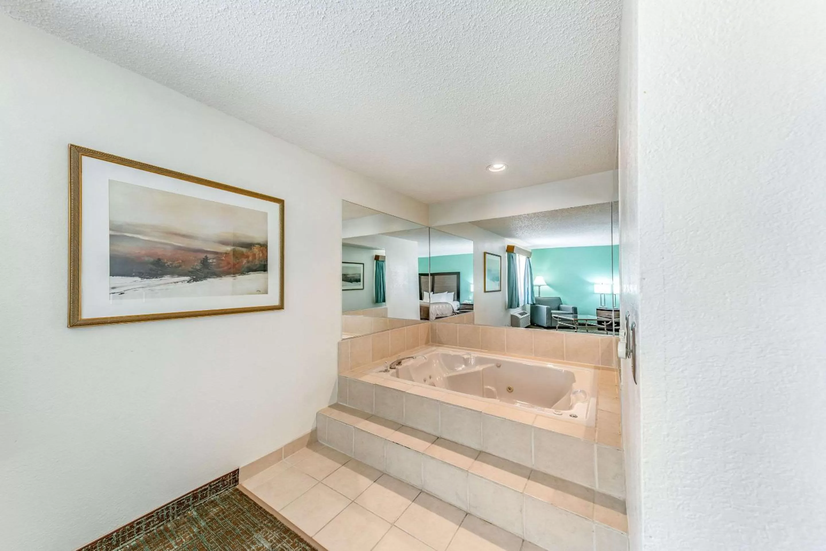 Bedroom in Quality Inn Allen - Plano East