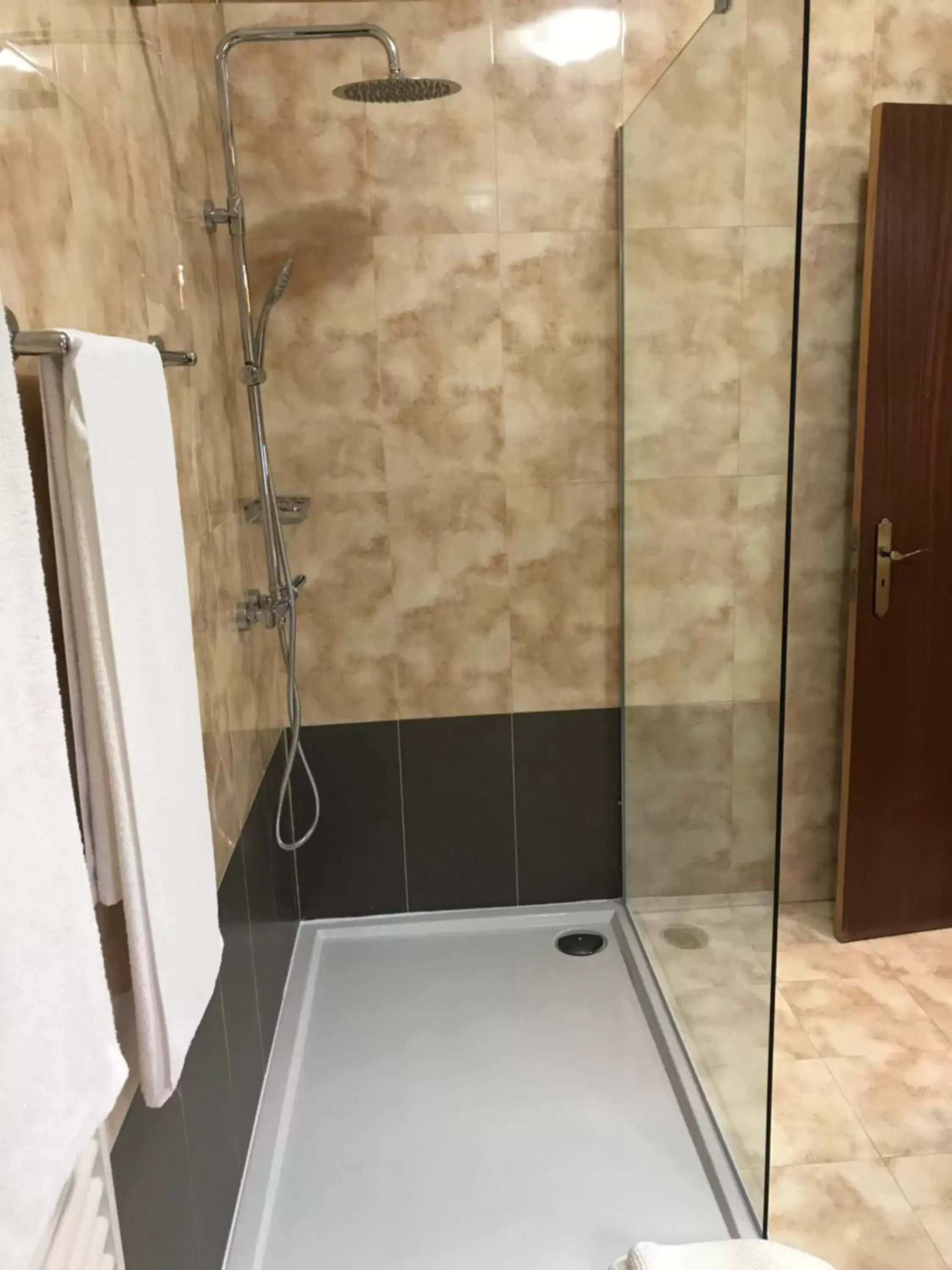 Bathroom in Alfatima