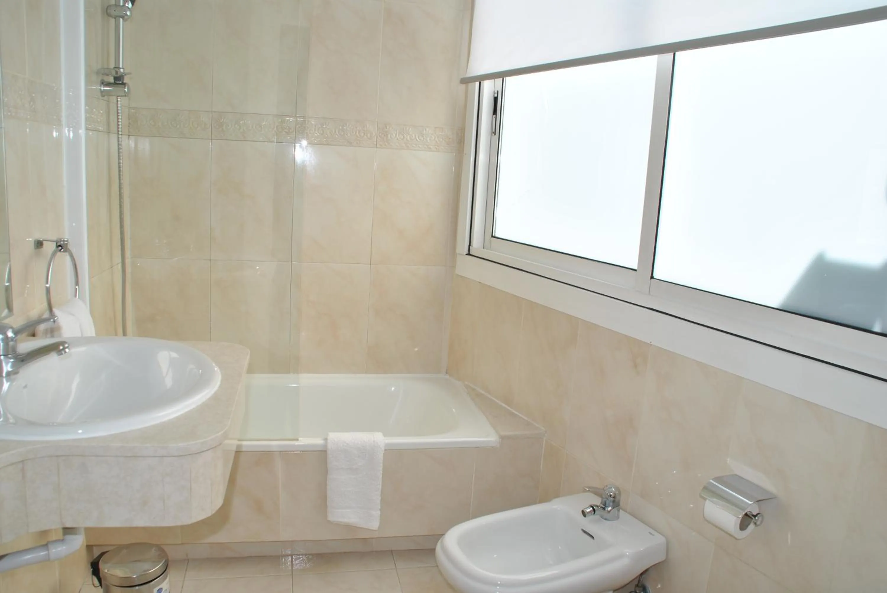 Bathroom in Hotel Junquera