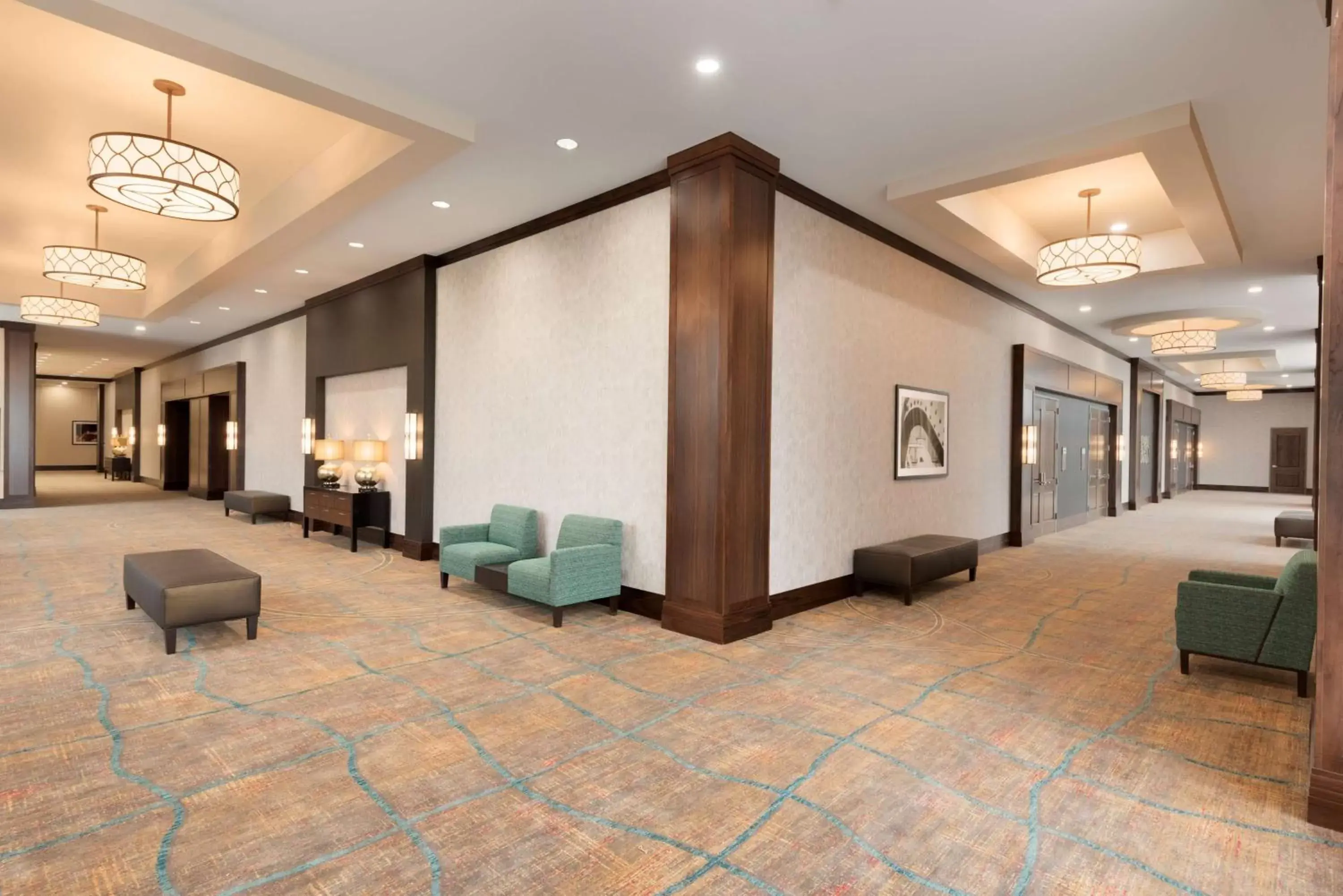Lobby or reception, Lobby/Reception in Embassy Suites by Hilton Chicago Naperville