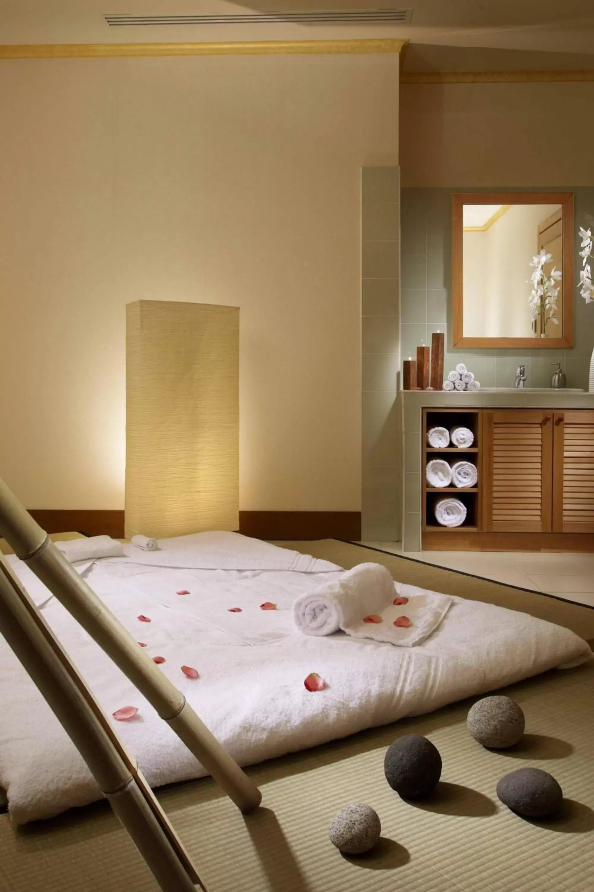 Spa and wellness centre/facilities, Bed in Rome Marriott Park Hotel