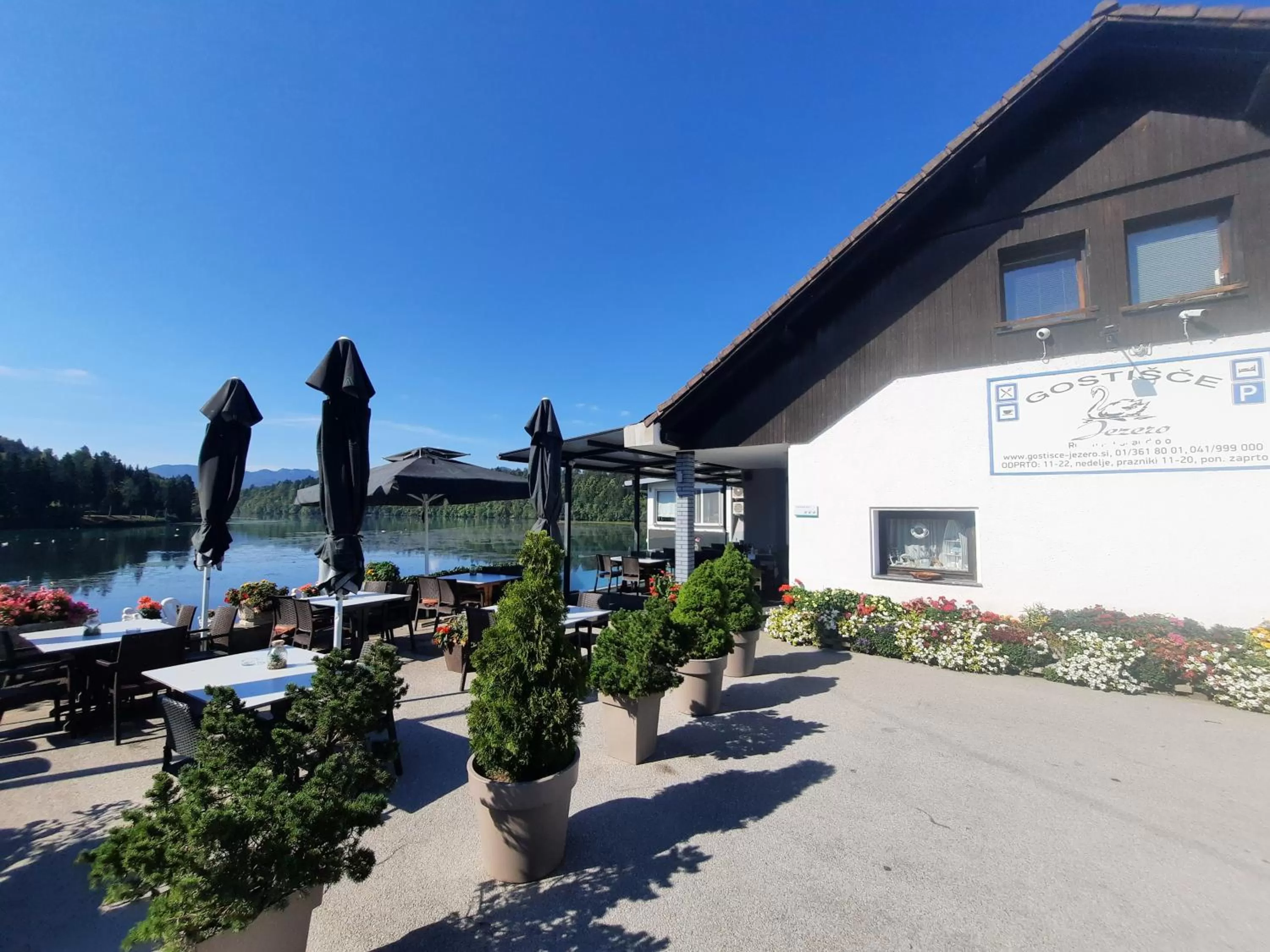 Patio in Gostisce Jezero