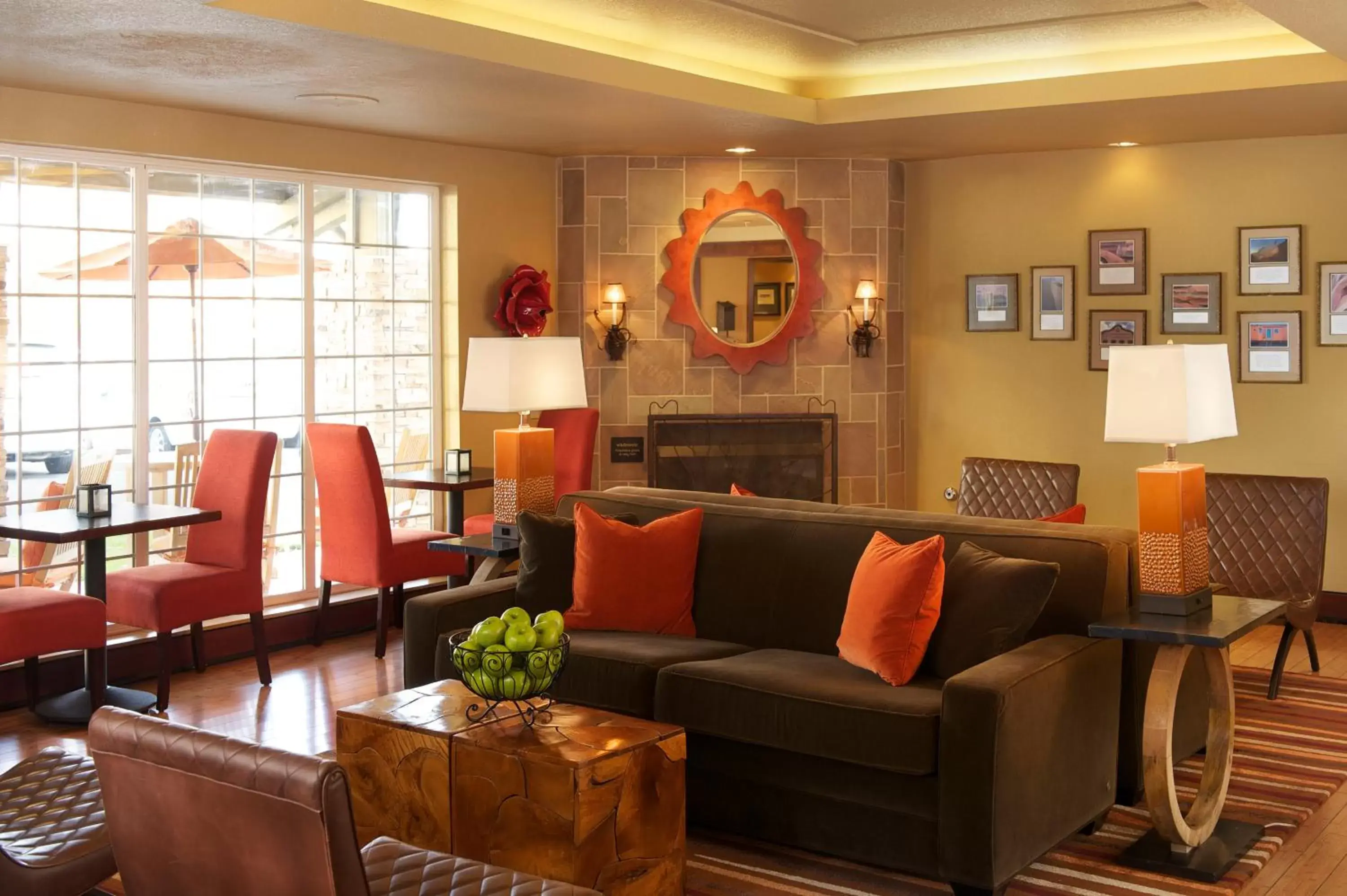 Lobby or reception, Seating Area in Larkspur Landing Bellevue - An All-Suite Hotel