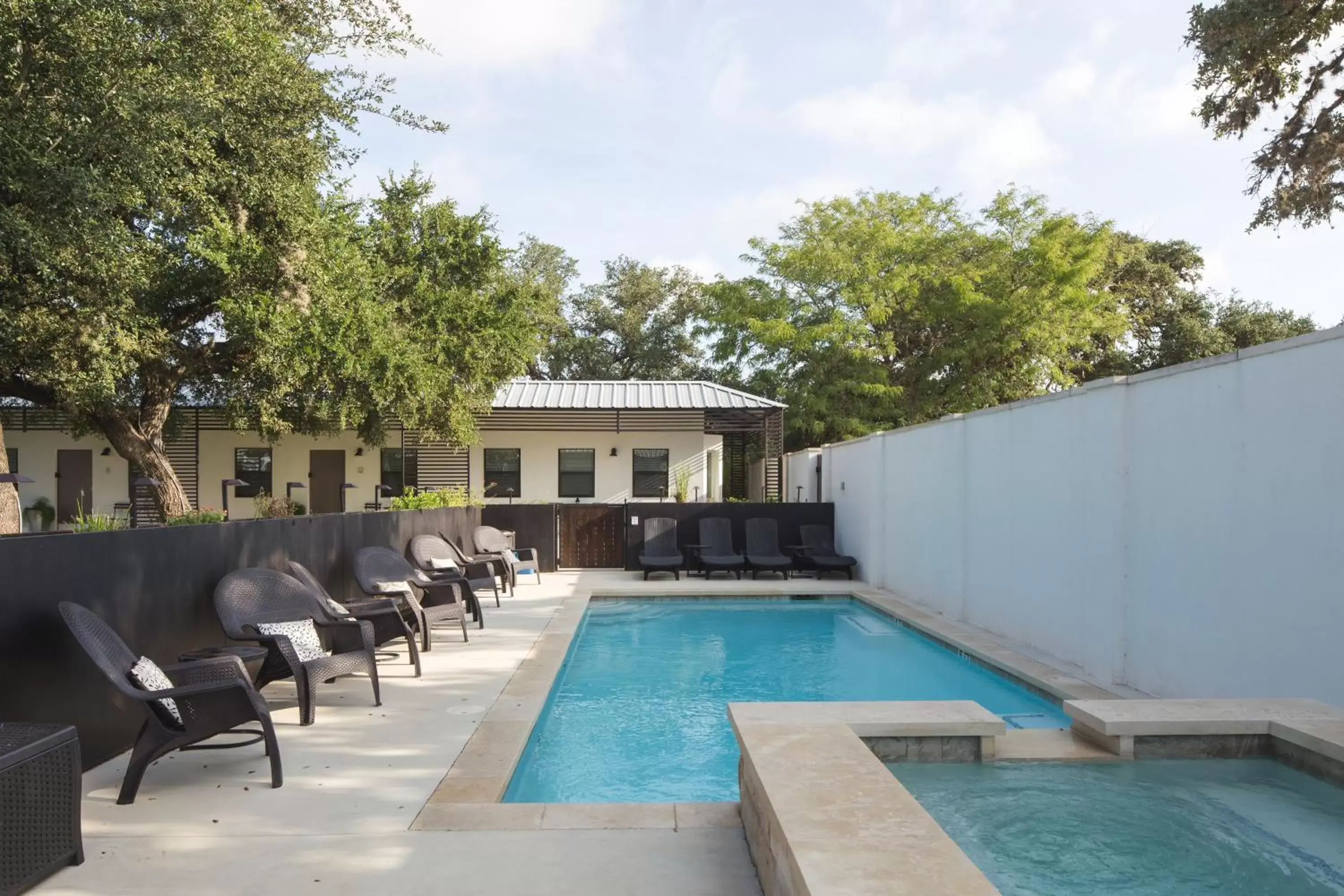 Swimming Pool in Hotel Flora and Fauna