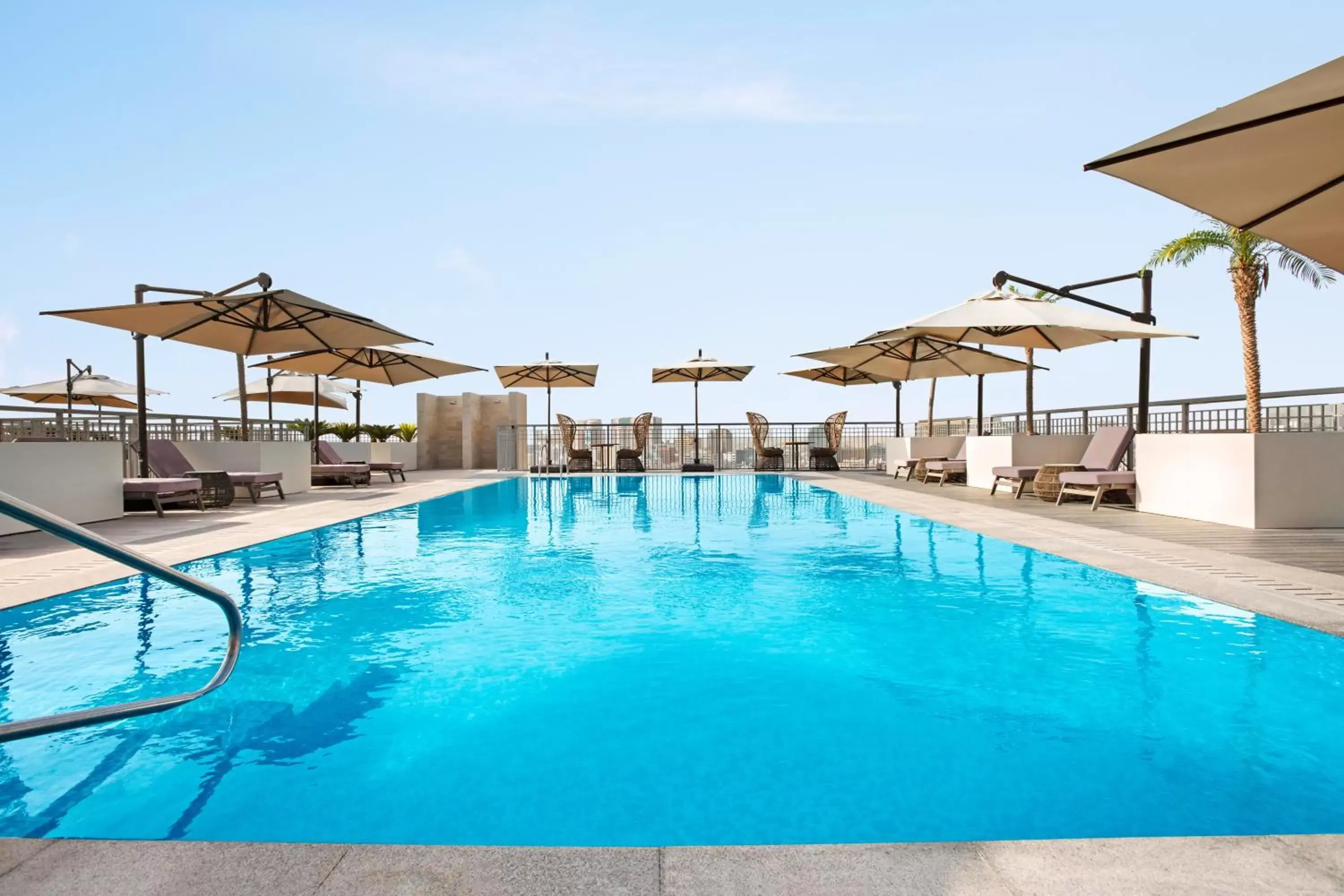 Swimming Pool in Wyndham Dubai Deira