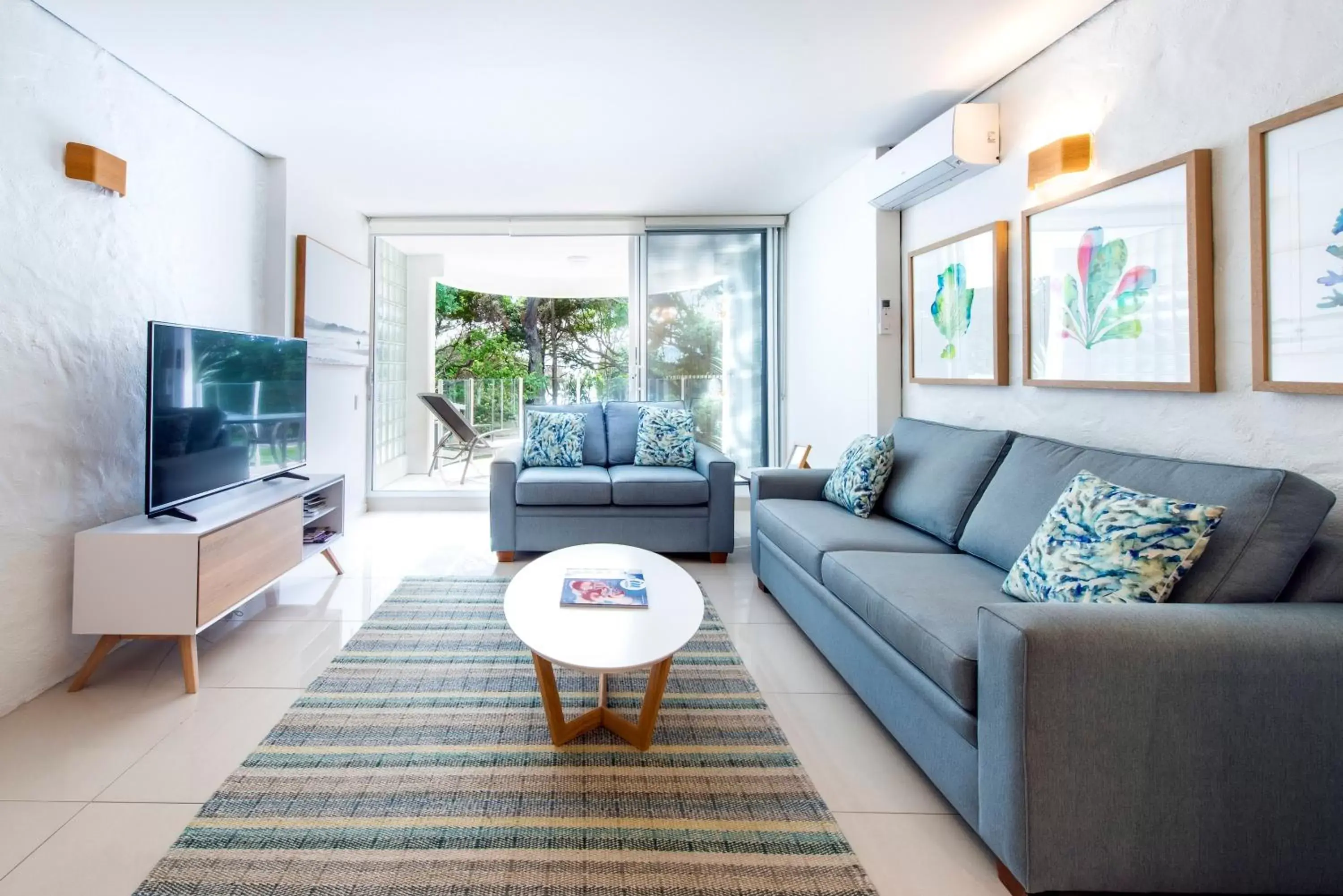 Living room, Seating Area in SandCastles Noosa