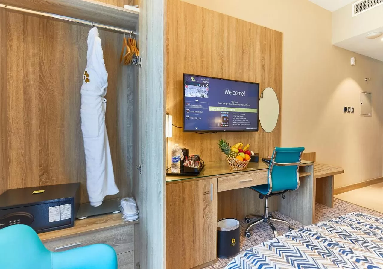 Bedroom, Bed in Rose Plaza Hotel Al Barsha