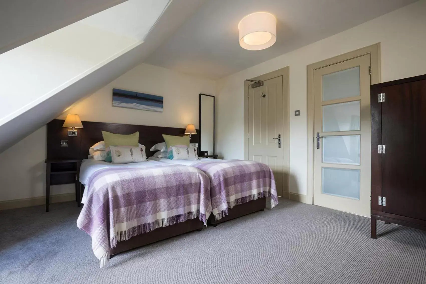 Photo of the whole room, Bed in Nether Abbey Hotel