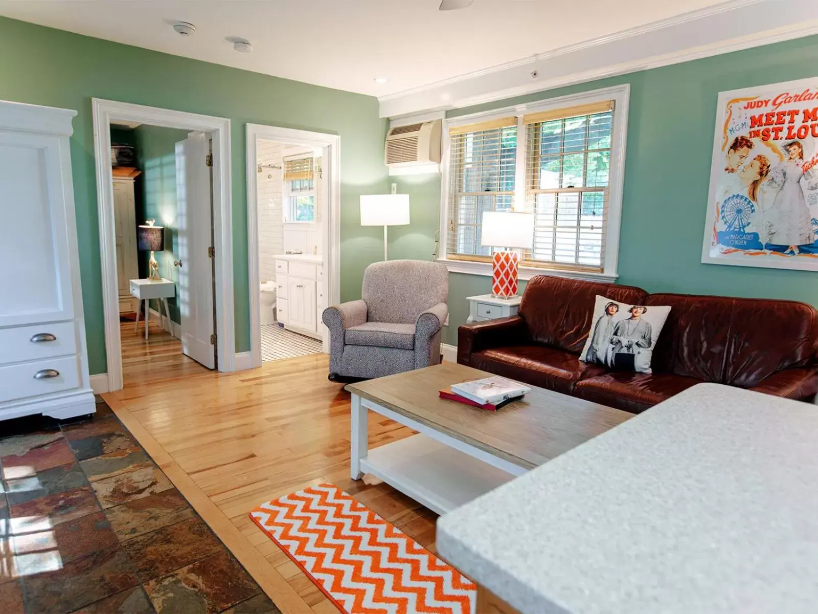 Living room, Seating Area in The Provincetown Hotel at Gabriel's