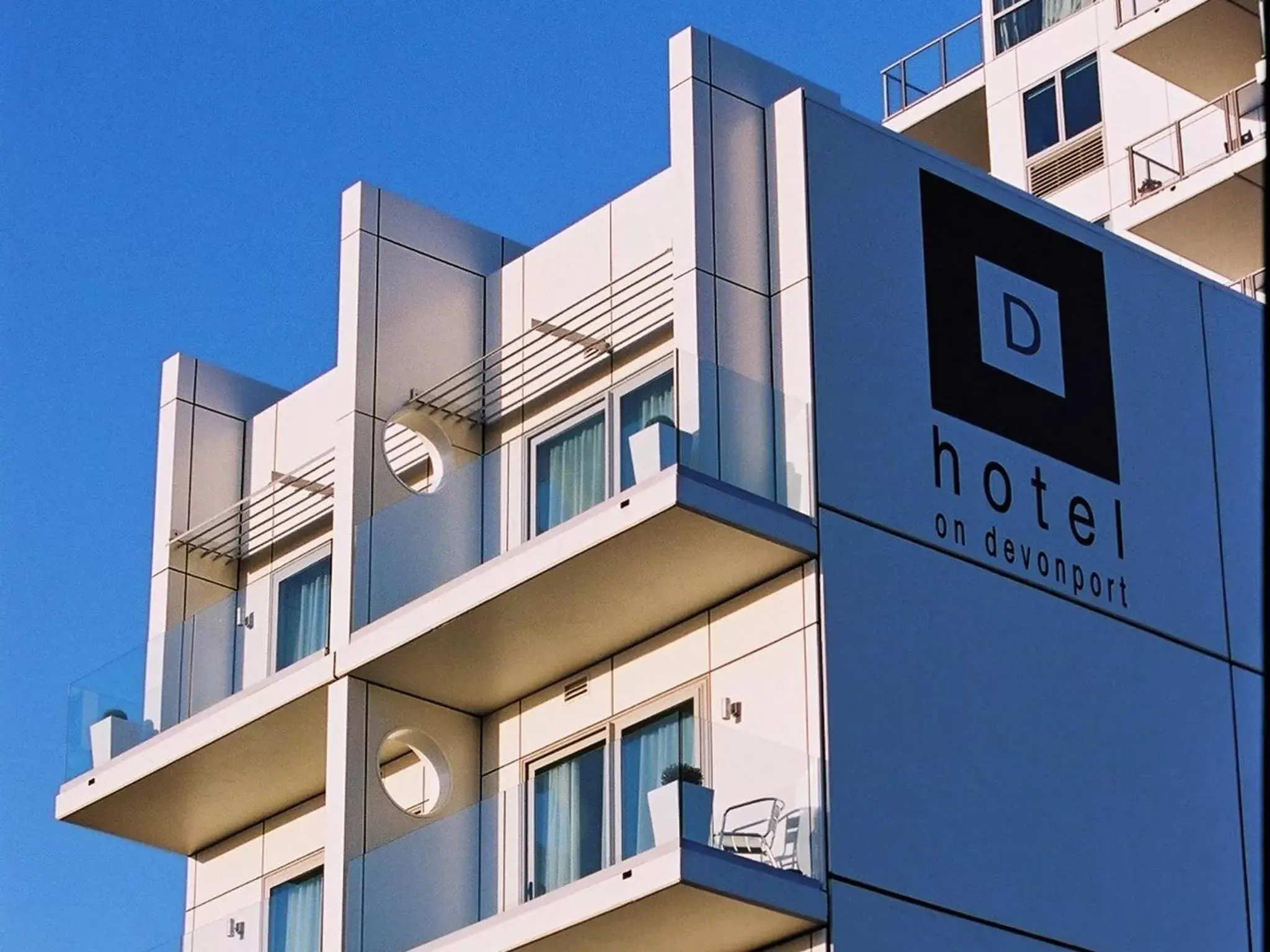 Facade/entrance, Property Building in Hotel on Devonport