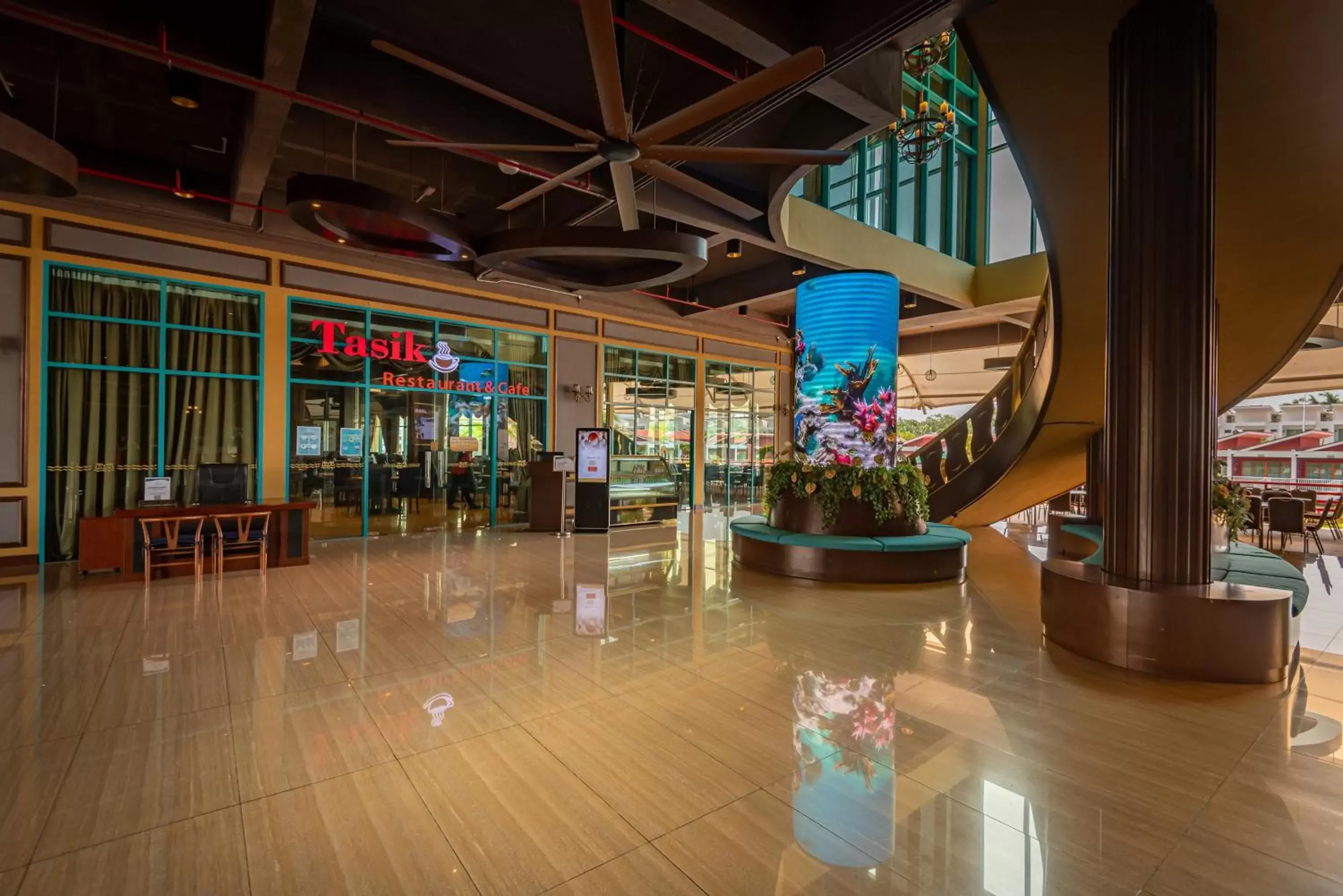 Lobby or reception in Tasik Villa International Resort