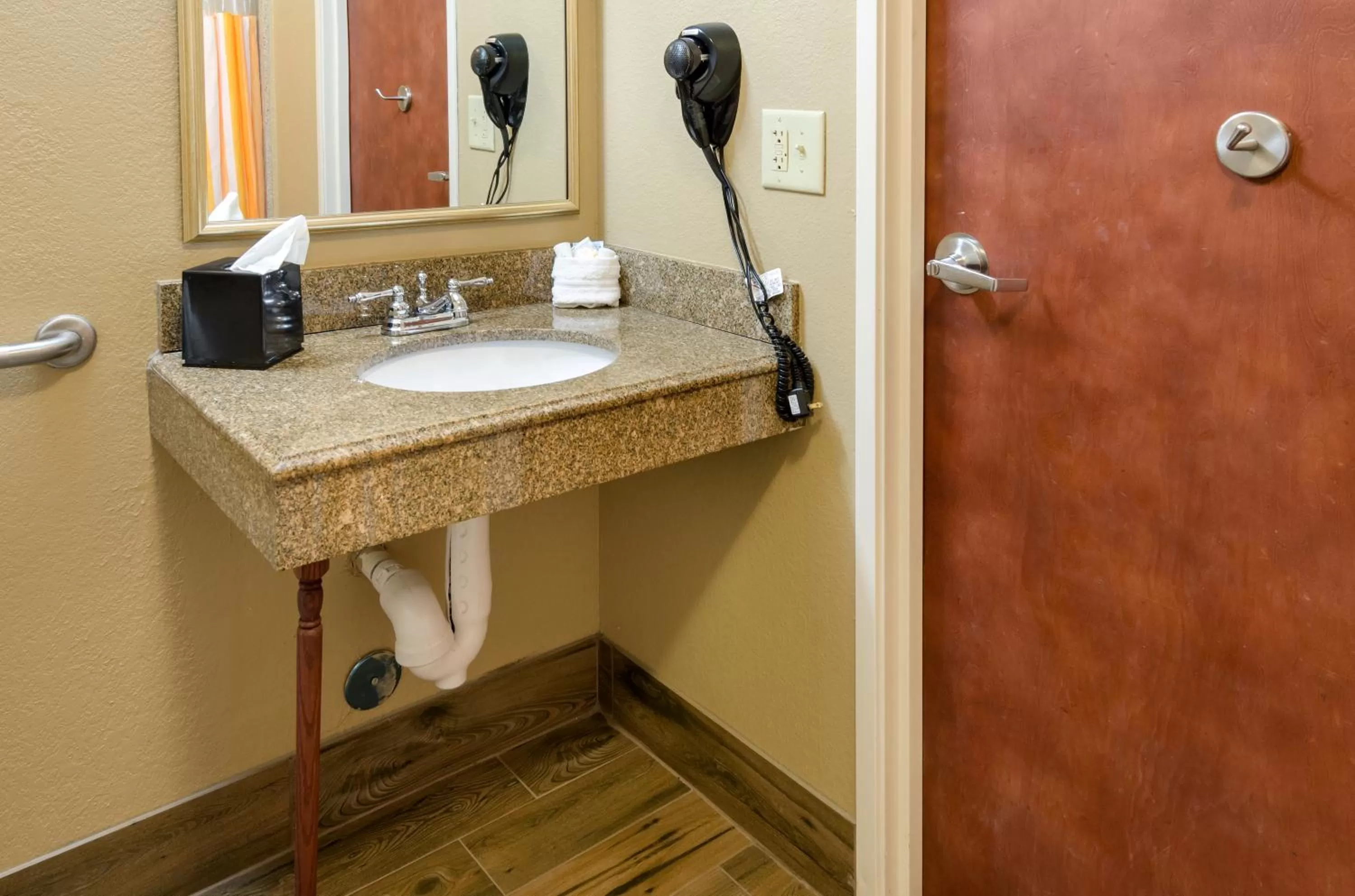 Bathroom in La Quinta by Wyndham Boone