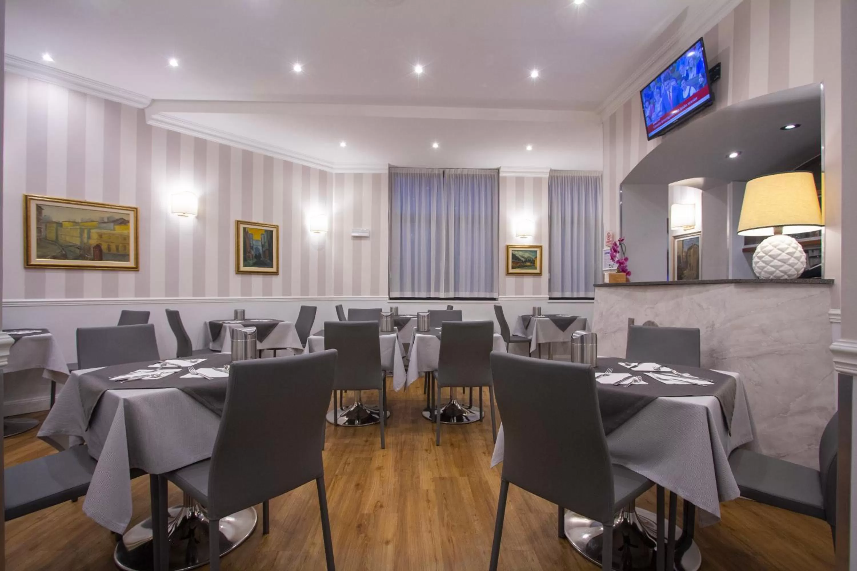 Breakfast in Hotel Flora