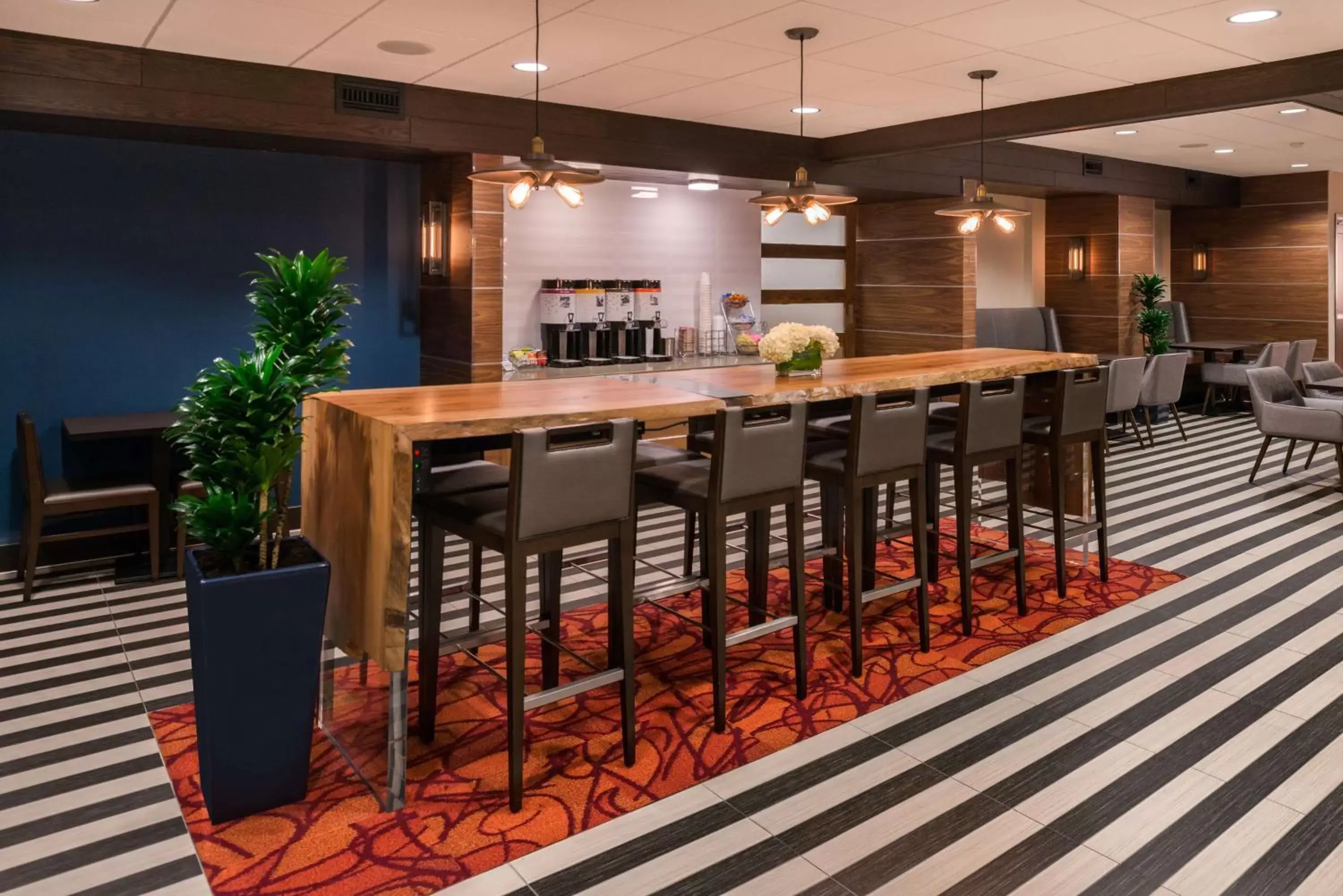 Dining area, Lounge/Bar in Hampton Inn San Francisco Downtown/Convention Center