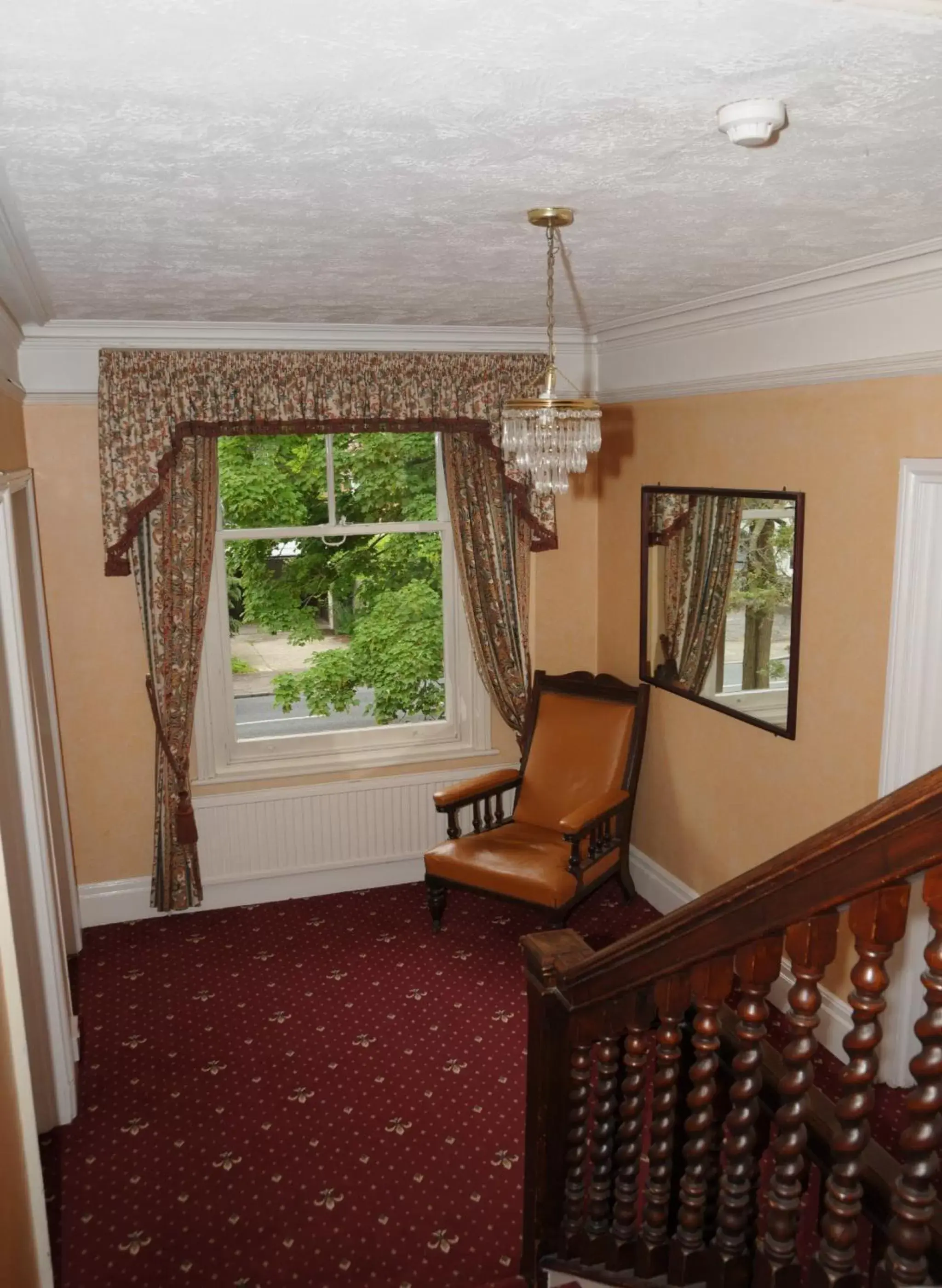 Lobby or reception, Seating Area in Wimblehurst Hotel