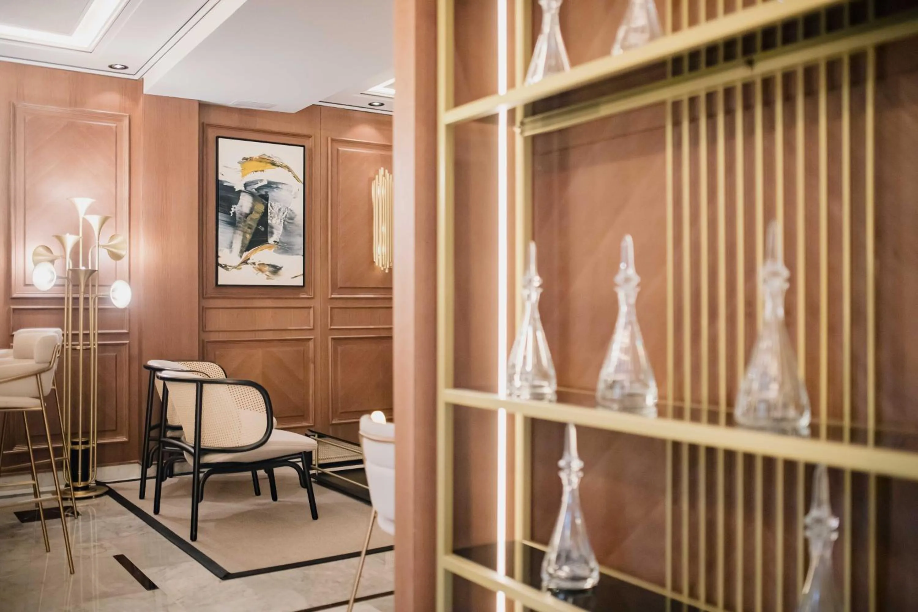 Lounge or bar in MYR Palacio Vallier