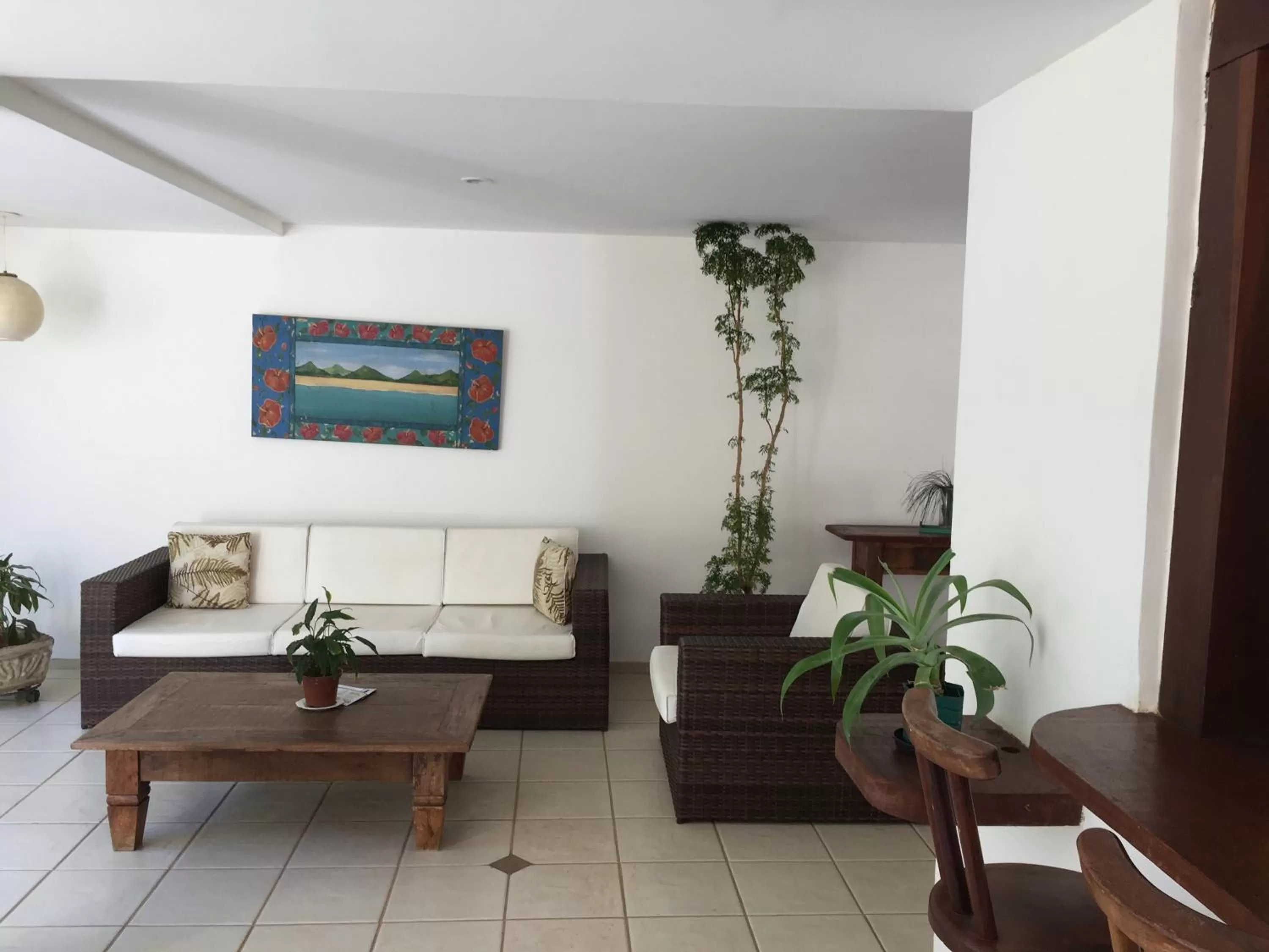 Facade/entrance in Praia da Ferradurinha Guest House