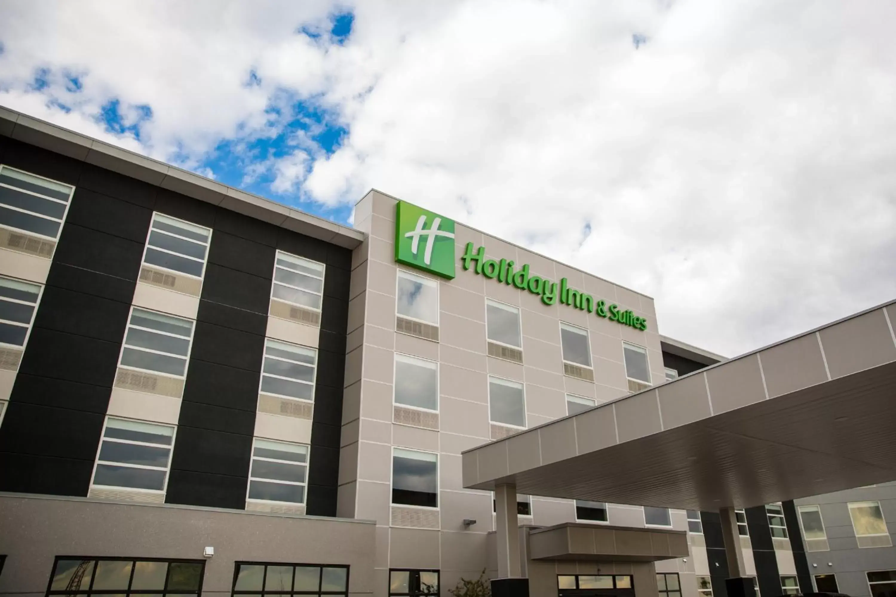 Property building in Holiday Inn Hotel & Suites Calgary South - Conference Ctr, an IHG Hotel