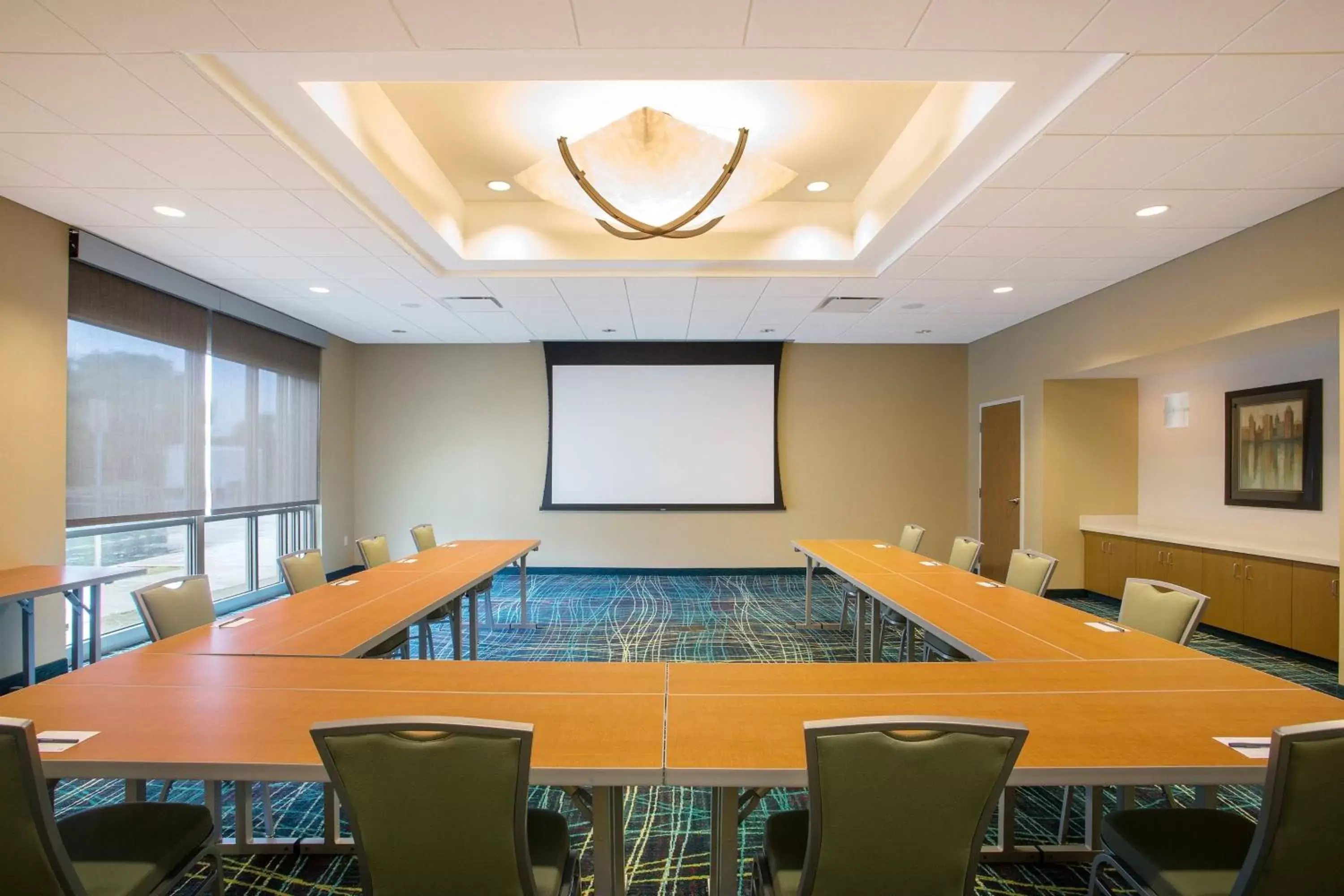 Meeting/conference room in SpringHill Suites by Marriott Mount Laurel
