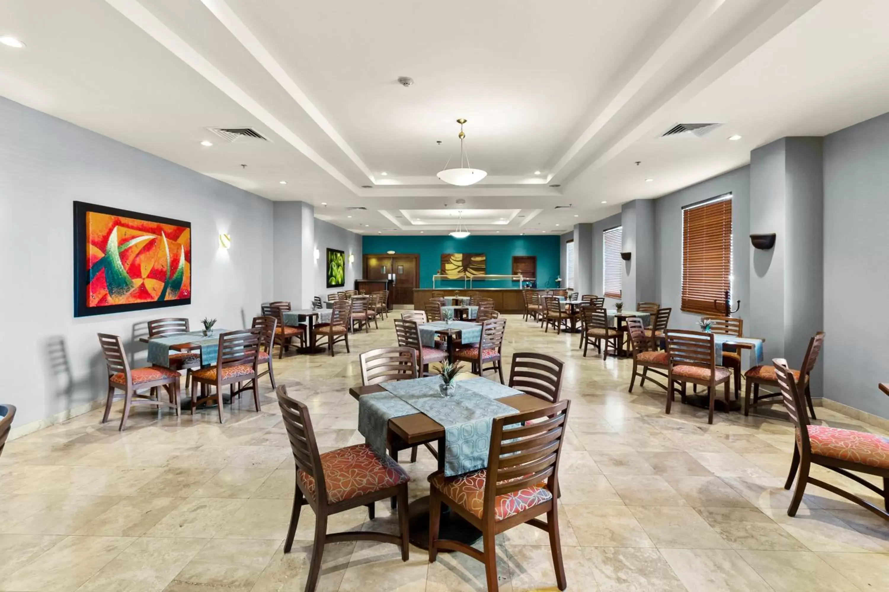 Restaurant/Places to Eat in Hotel Aeropuerto Los Cabos