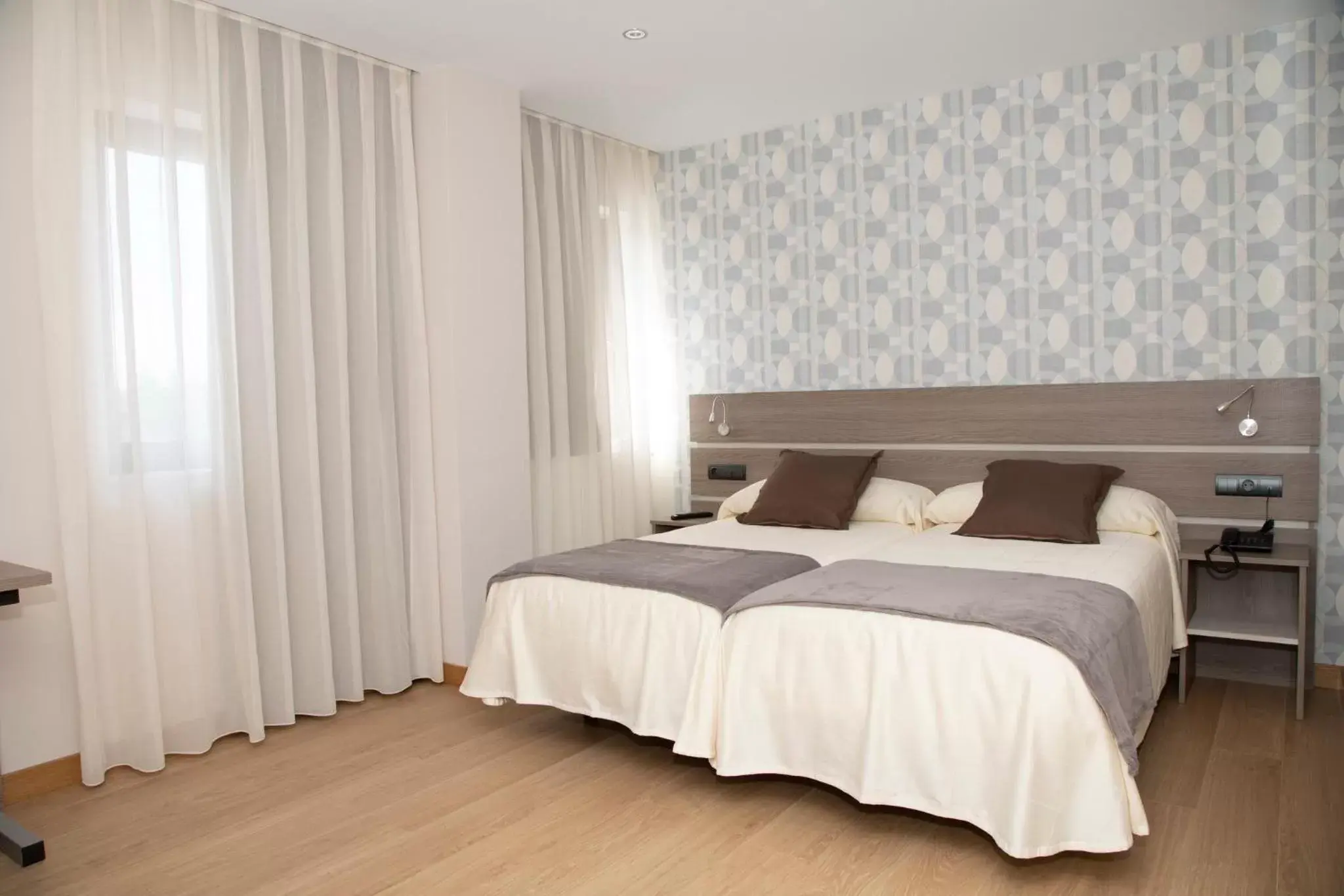 Bedroom, Bed in Hotel Mercedes