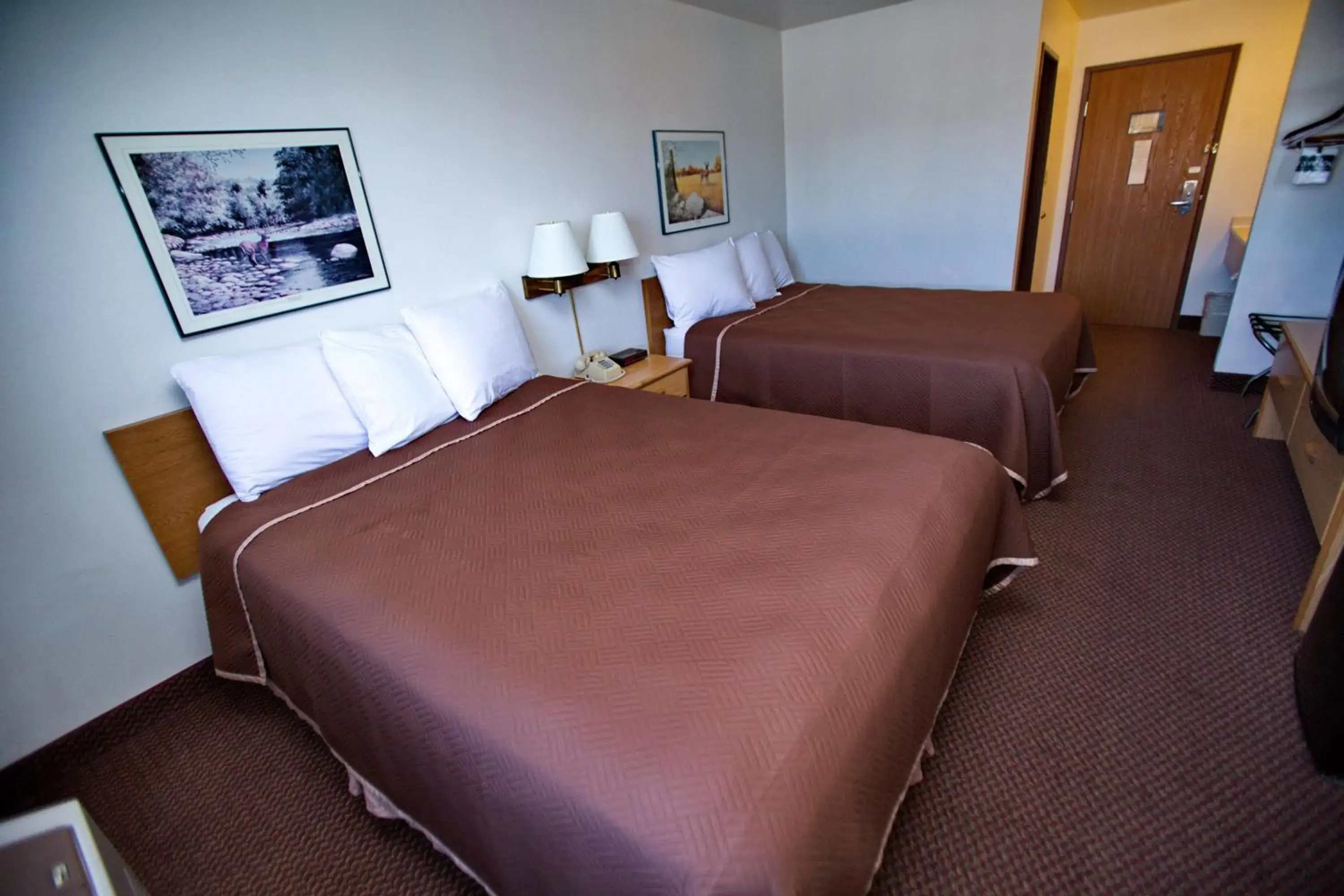 Bedroom, Bed in Travelodge by Wyndham Elko NV