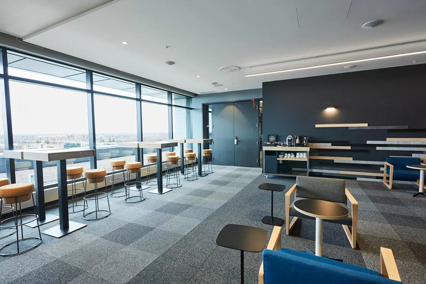 Business facilities in Hôtel Escad Quartier DIX30