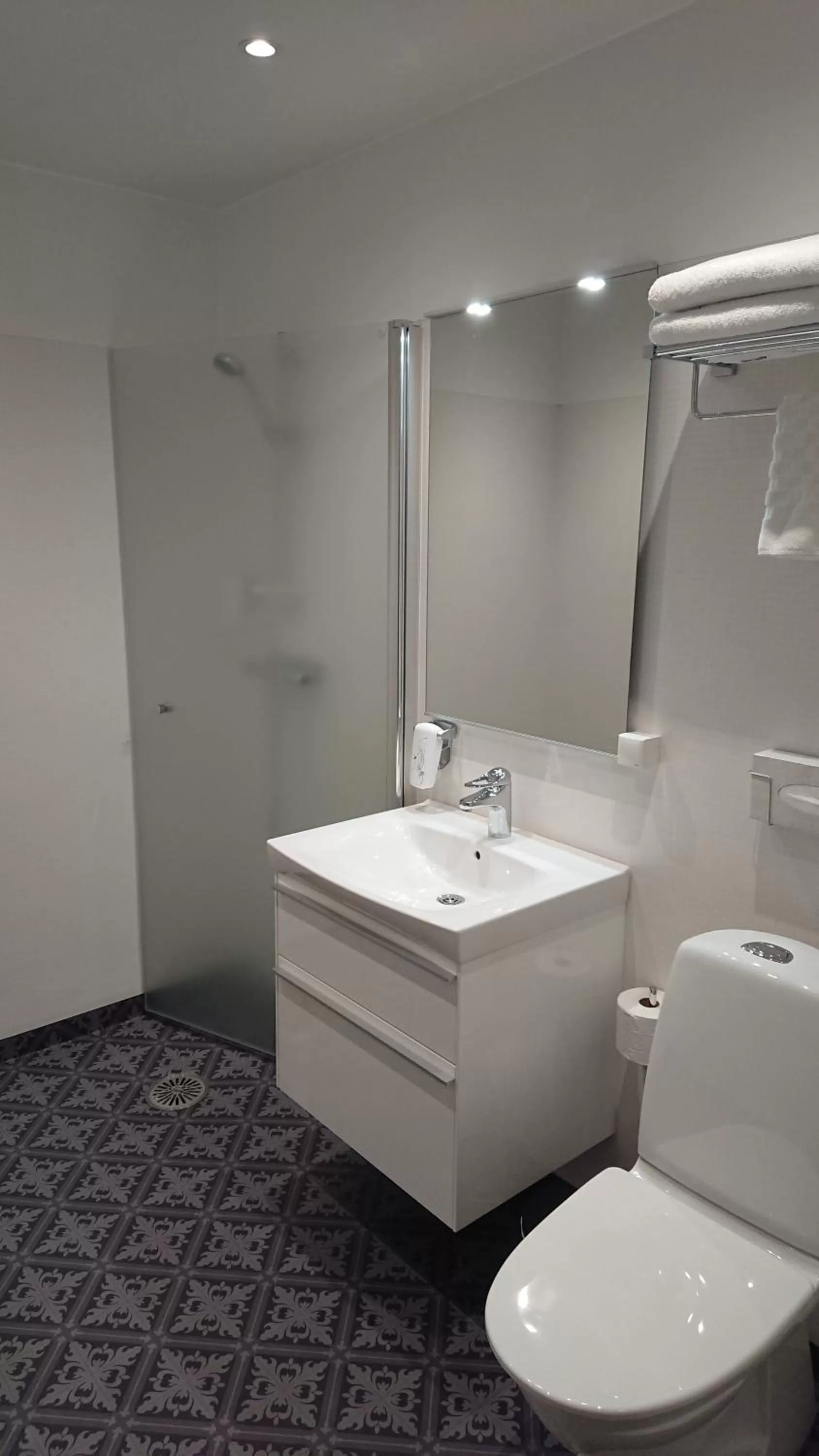 Bathroom in Best Western Centralhotellet